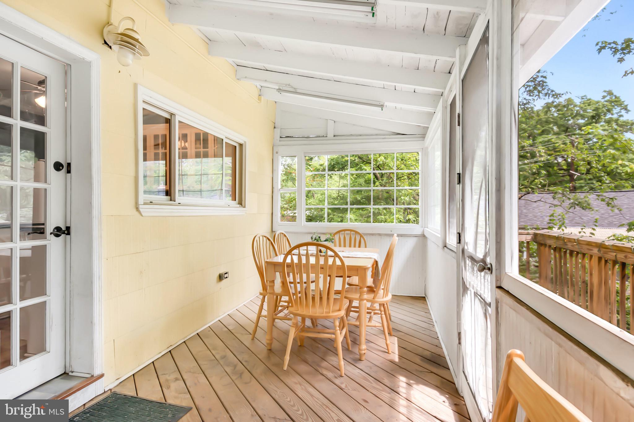 CHARLTON HEIGHTS - Residential