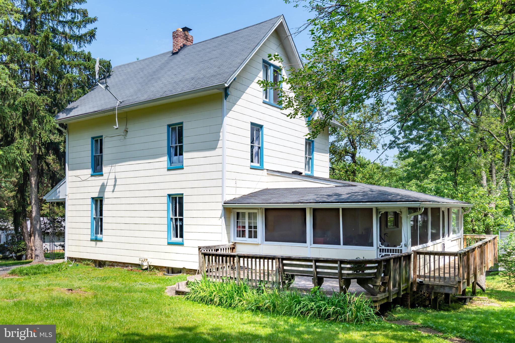CHARLTON HEIGHTS - Residential
