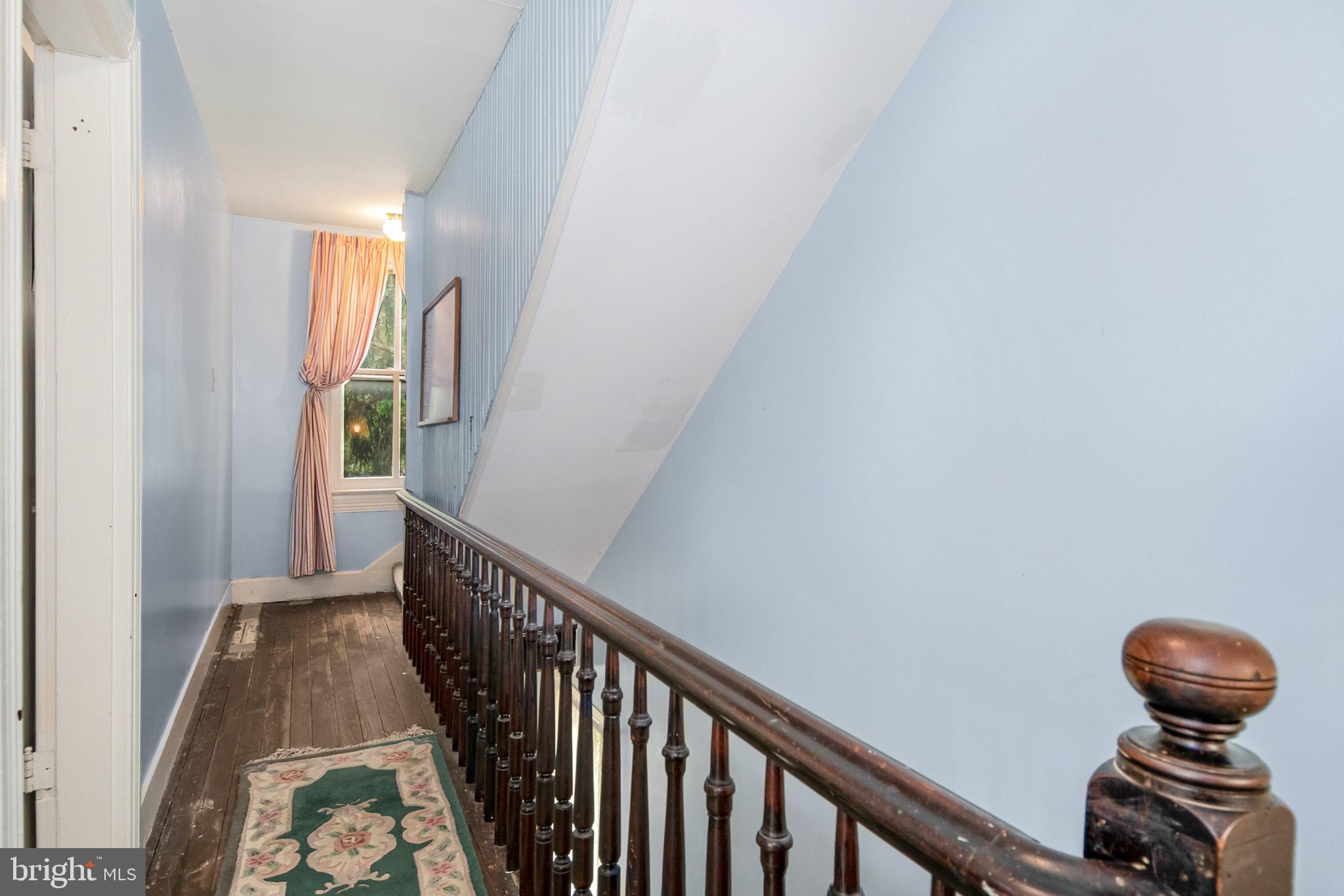 CHARLTON HEIGHTS - Residential