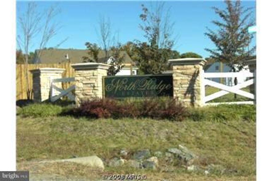 Beautiful building lot on over 2 acres in small estate subdivision located off route 205. Great location between King George and Colonial Beach.