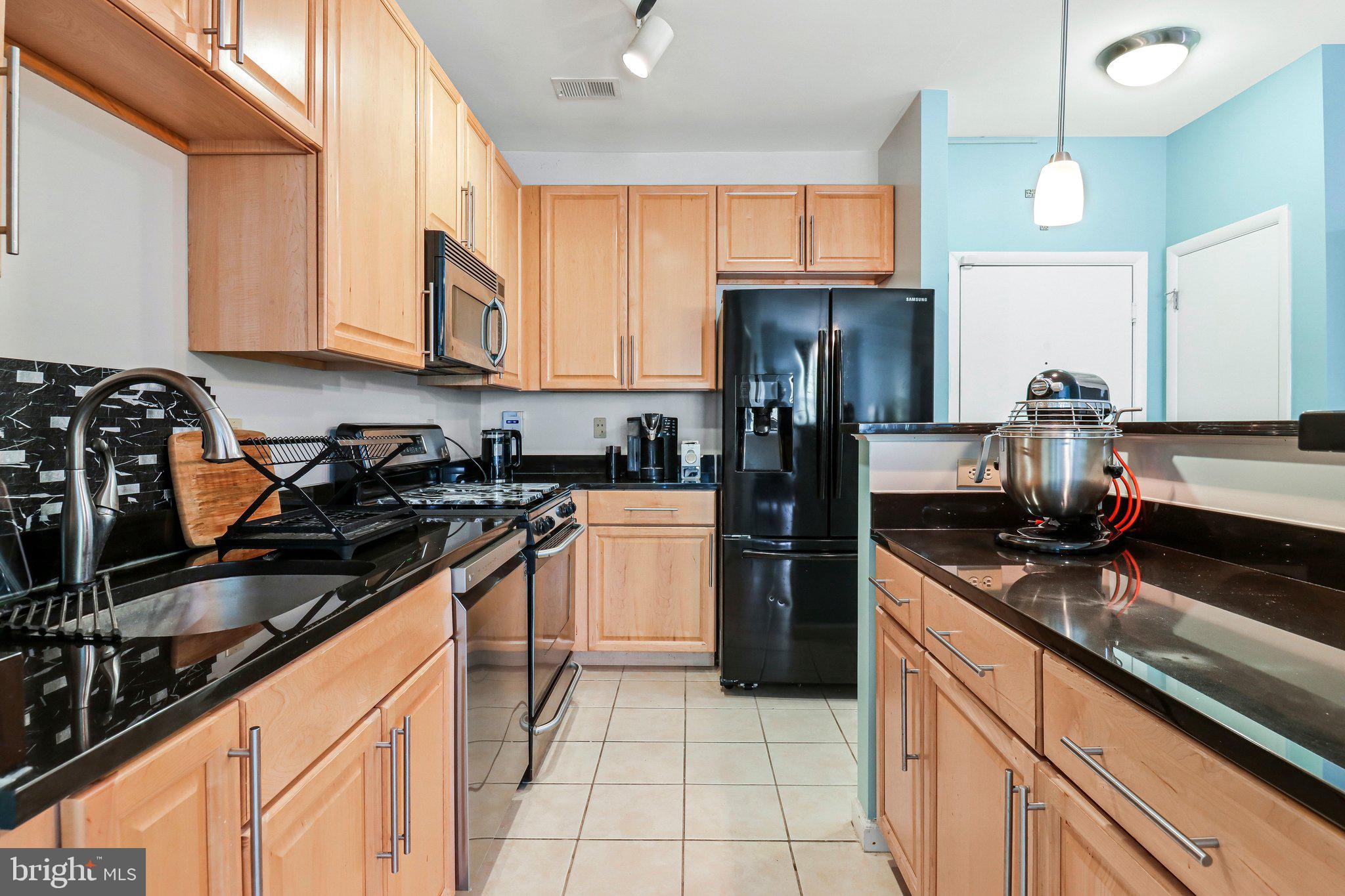 1201 E WEST HIGHWAY 209