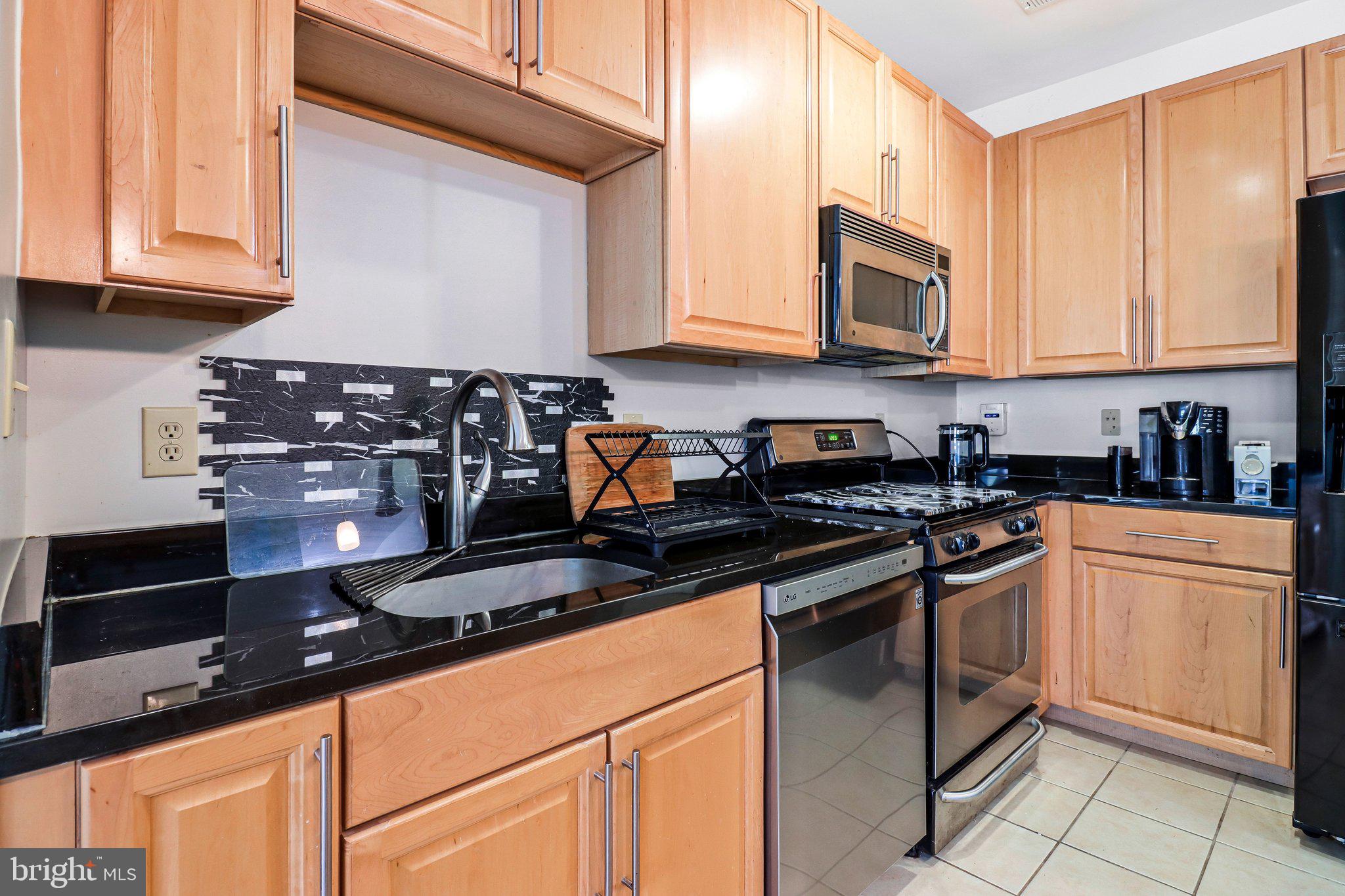 1201 E WEST HIGHWAY 209