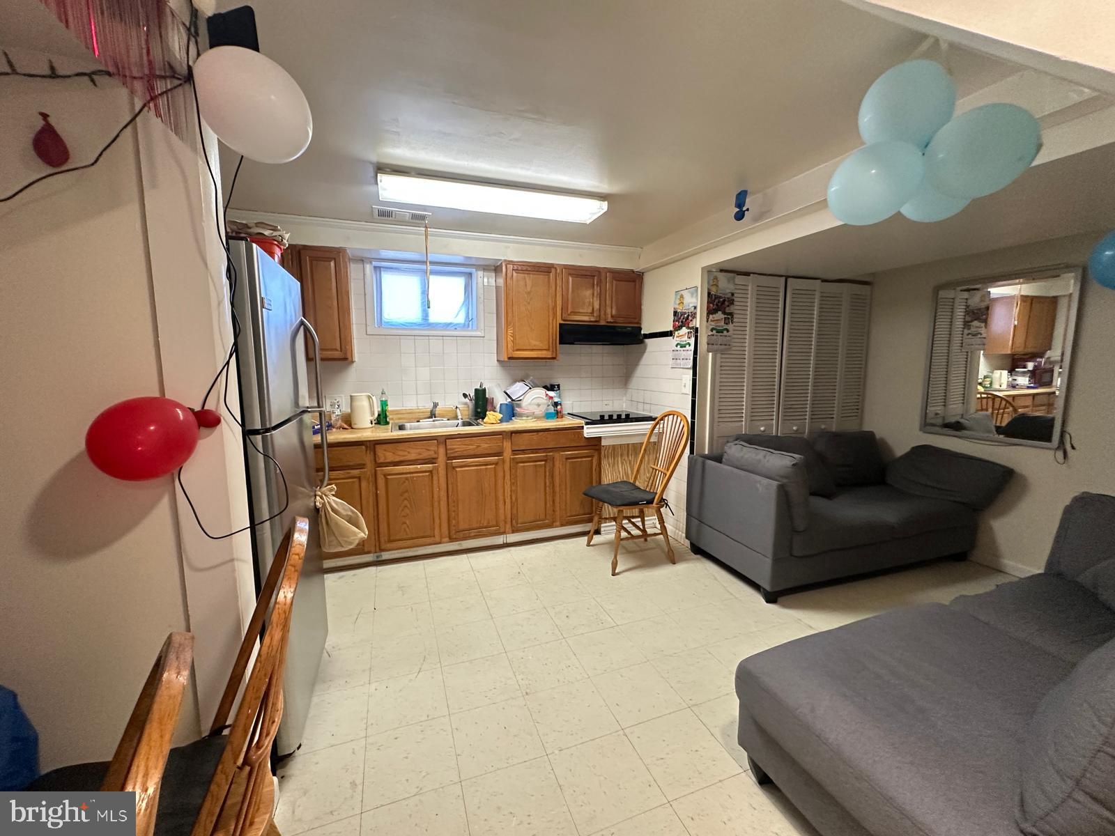 NEW HAMPSHIRE ESTATES - Residential