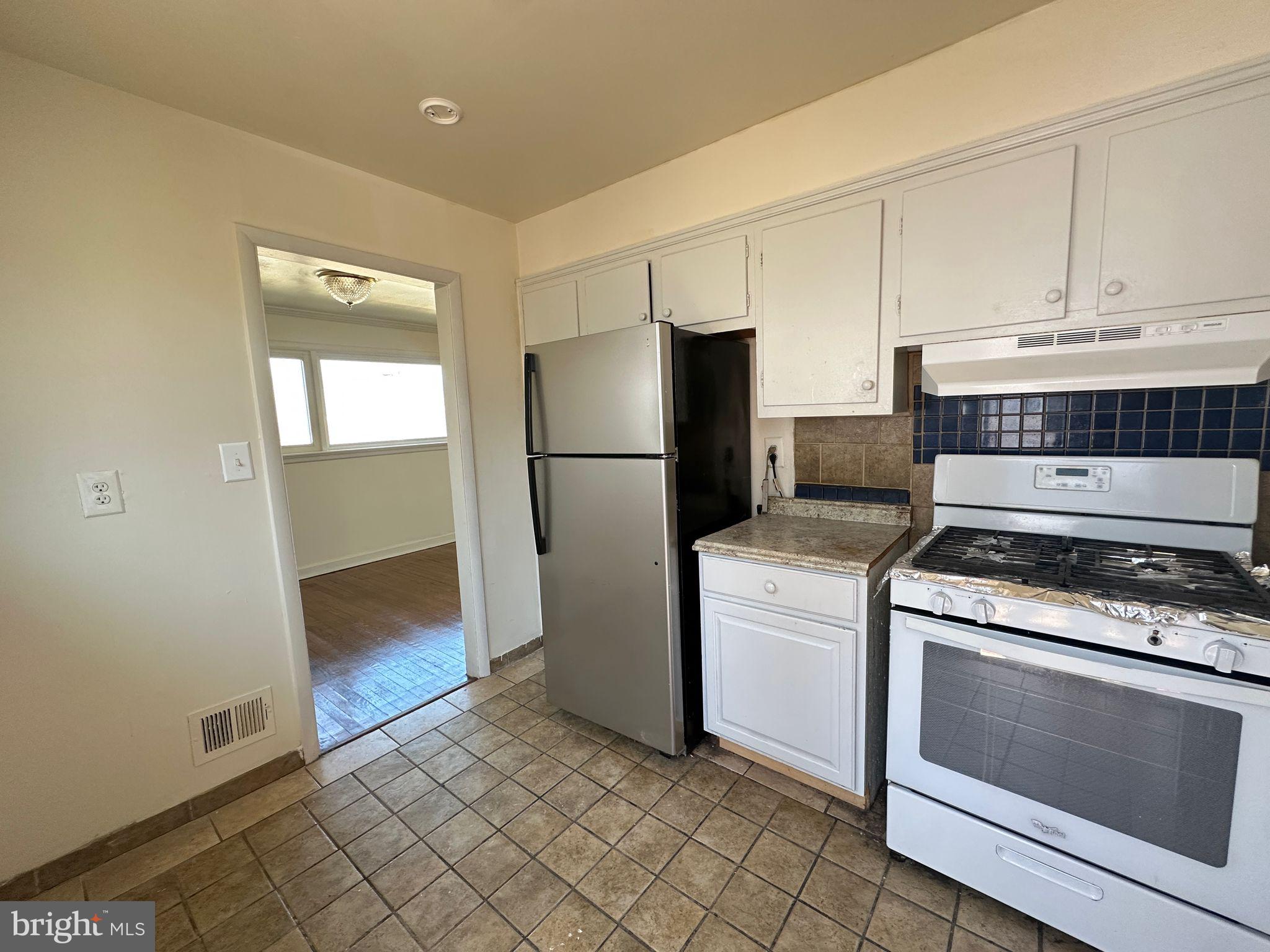 NEW HAMPSHIRE ESTATES - Residential