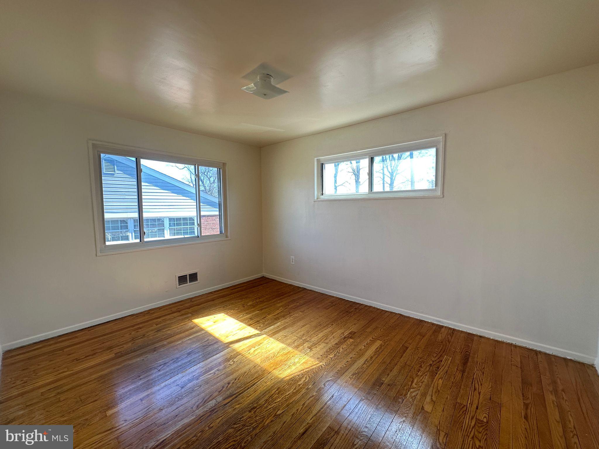 NEW HAMPSHIRE ESTATES - Residential