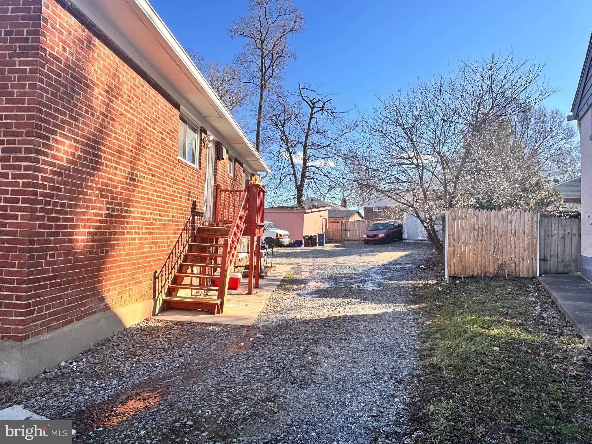 NEW HAMPSHIRE ESTATES - Residential