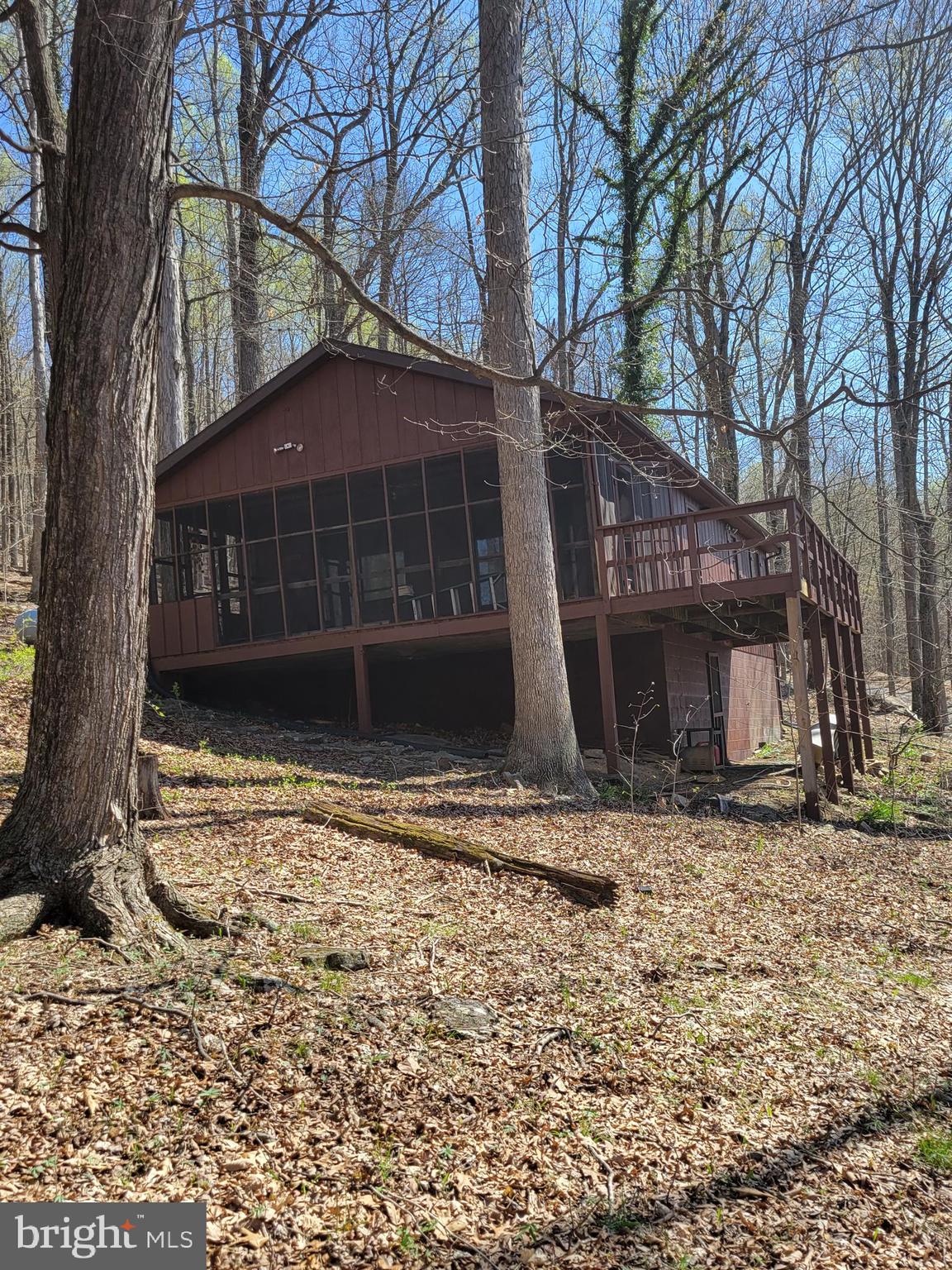 ROUSE MOUNTAIN - Residential