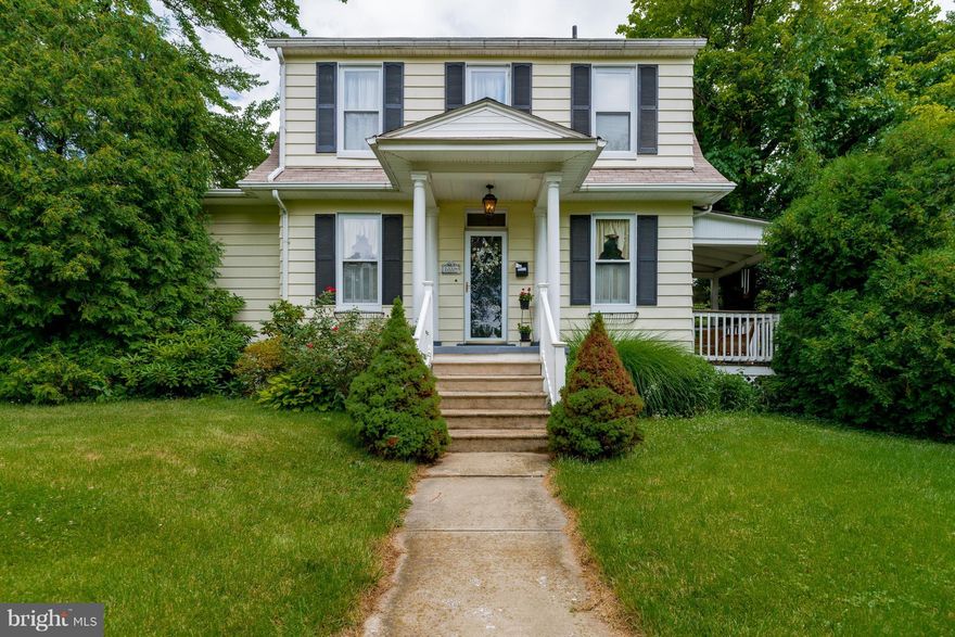 BACK ON MARKET! BUYER FINANCING FELL THROUGH. Seller made inspection repairs including a new chimney liner so please use updated Disclosure/Disclaimer.  We have radon and termite reports if the Buyers want to use them.  This house is ready for a new family.