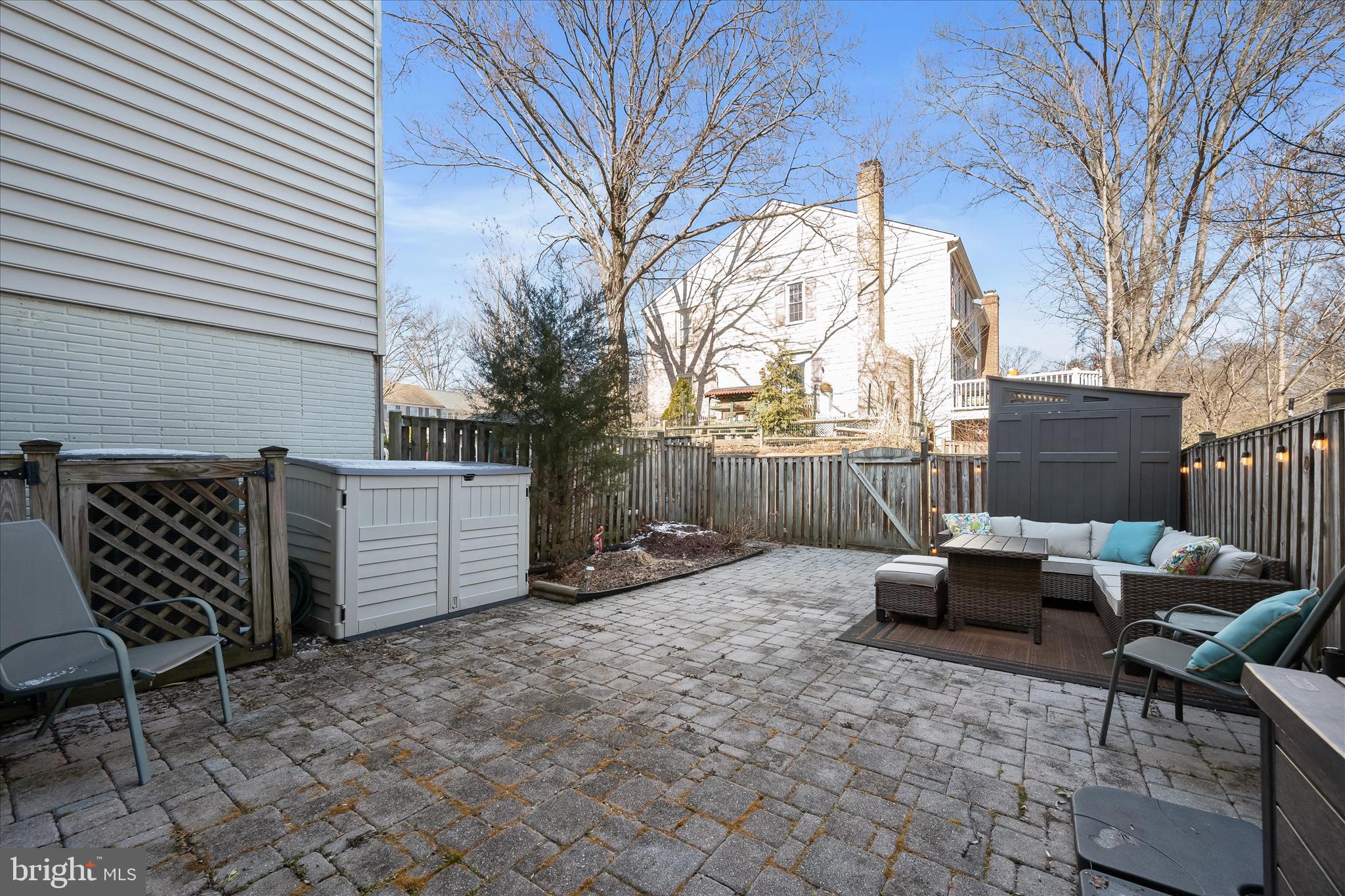 CROFTON COMMONS - Residential