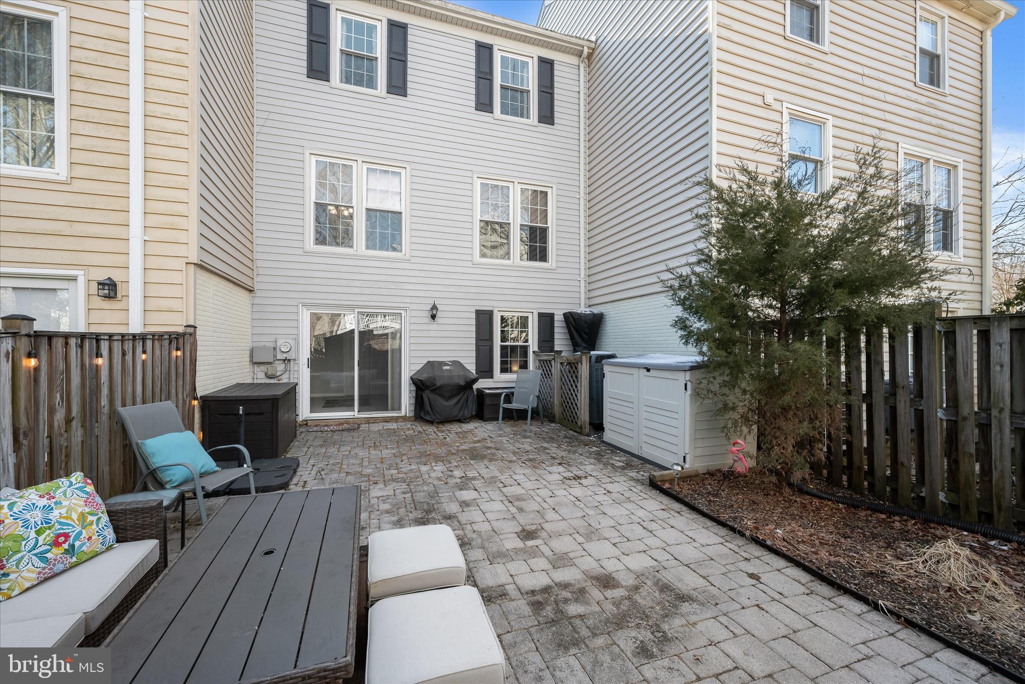 CROFTON COMMONS - Residential