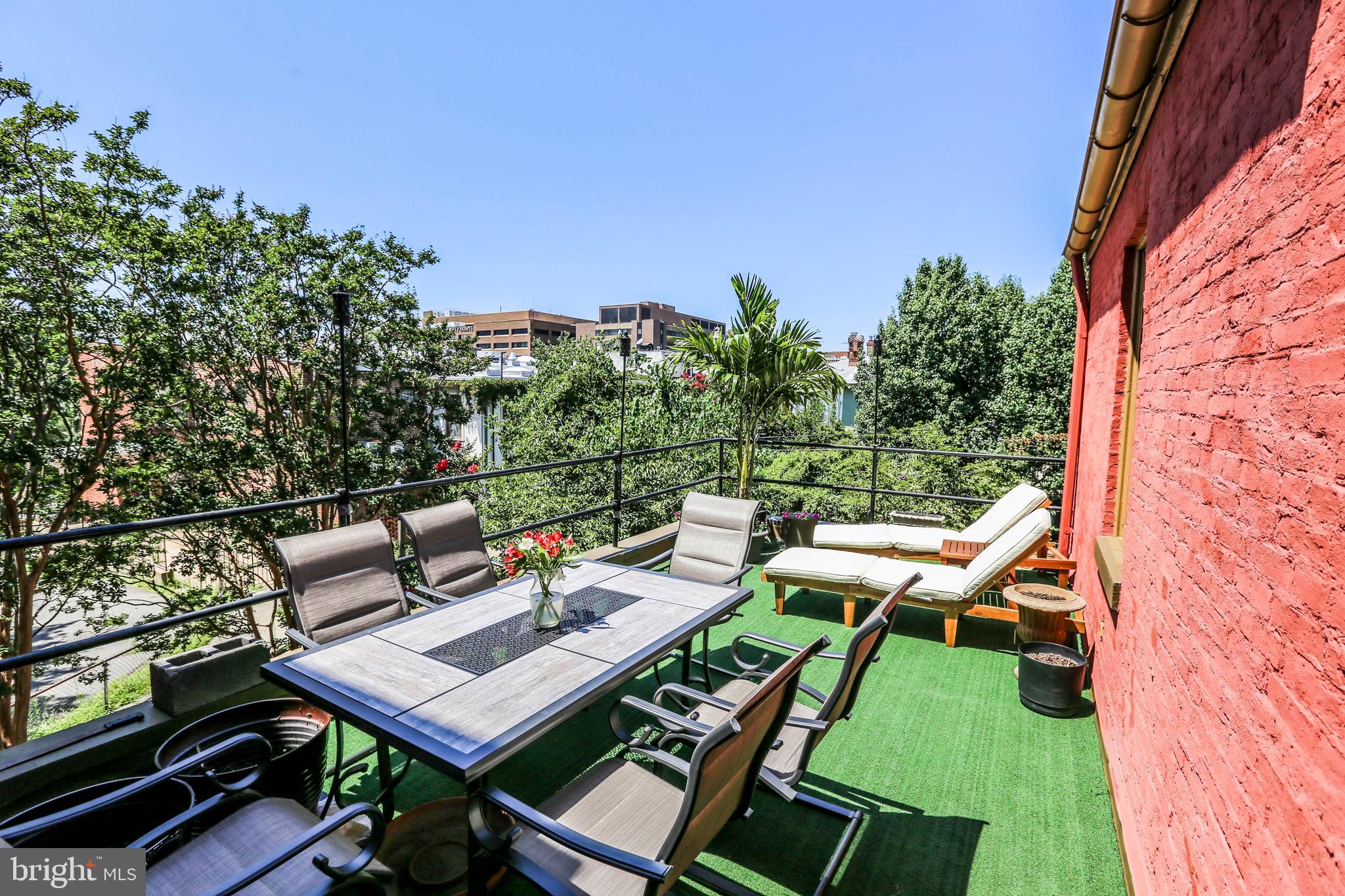 LEDROIT PARK - Residential