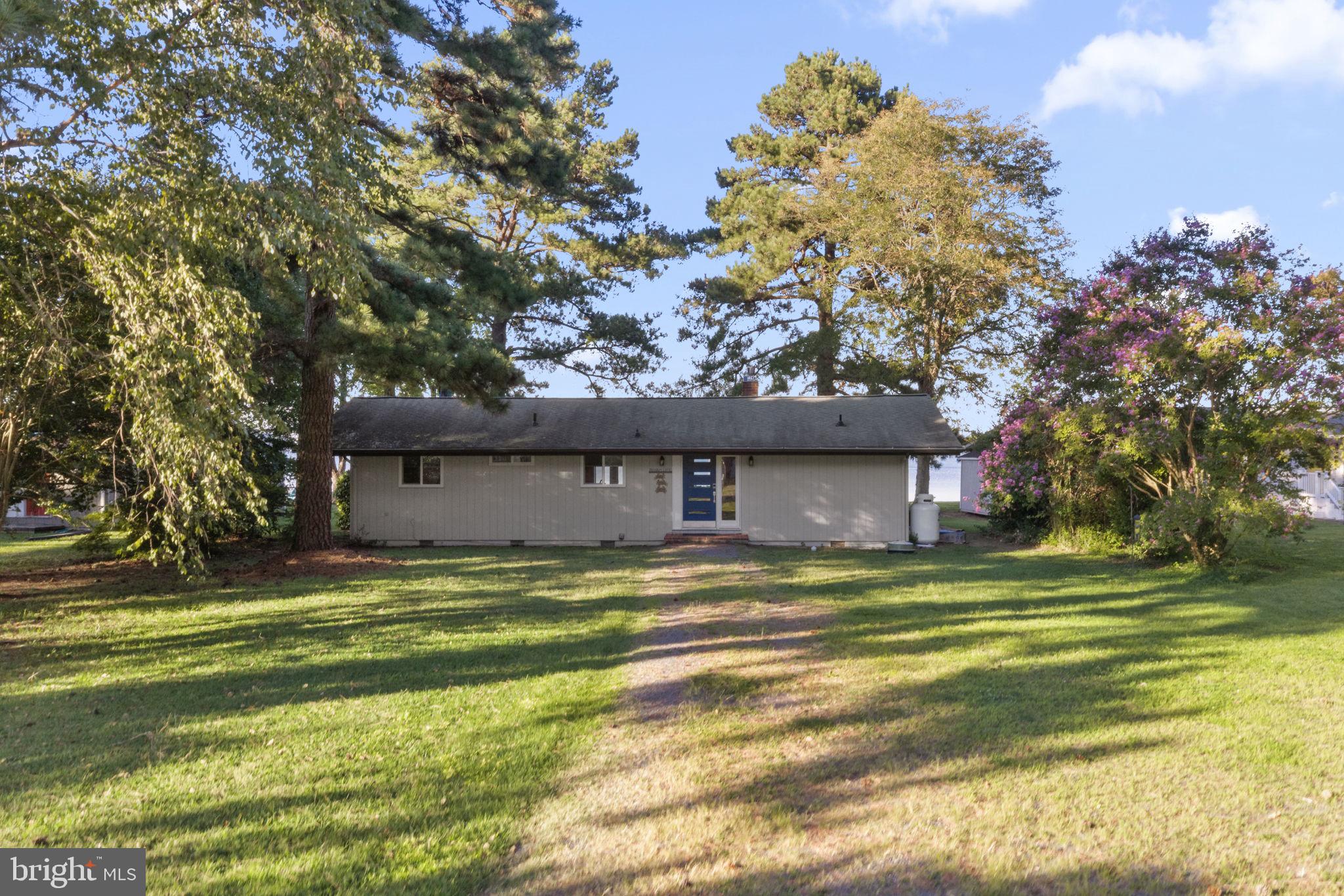 781 N GLEBE ROAD