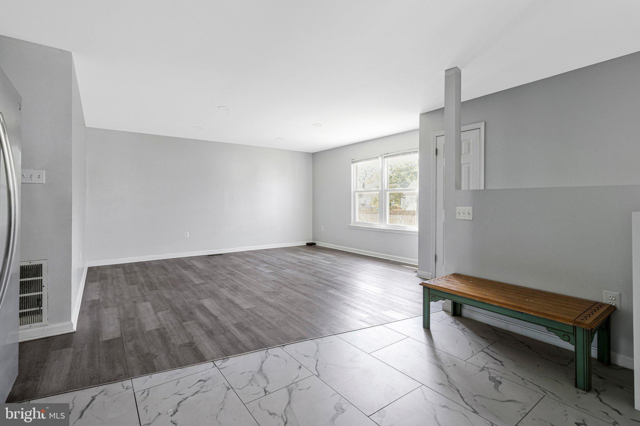 5004 ROANOKE PLACE