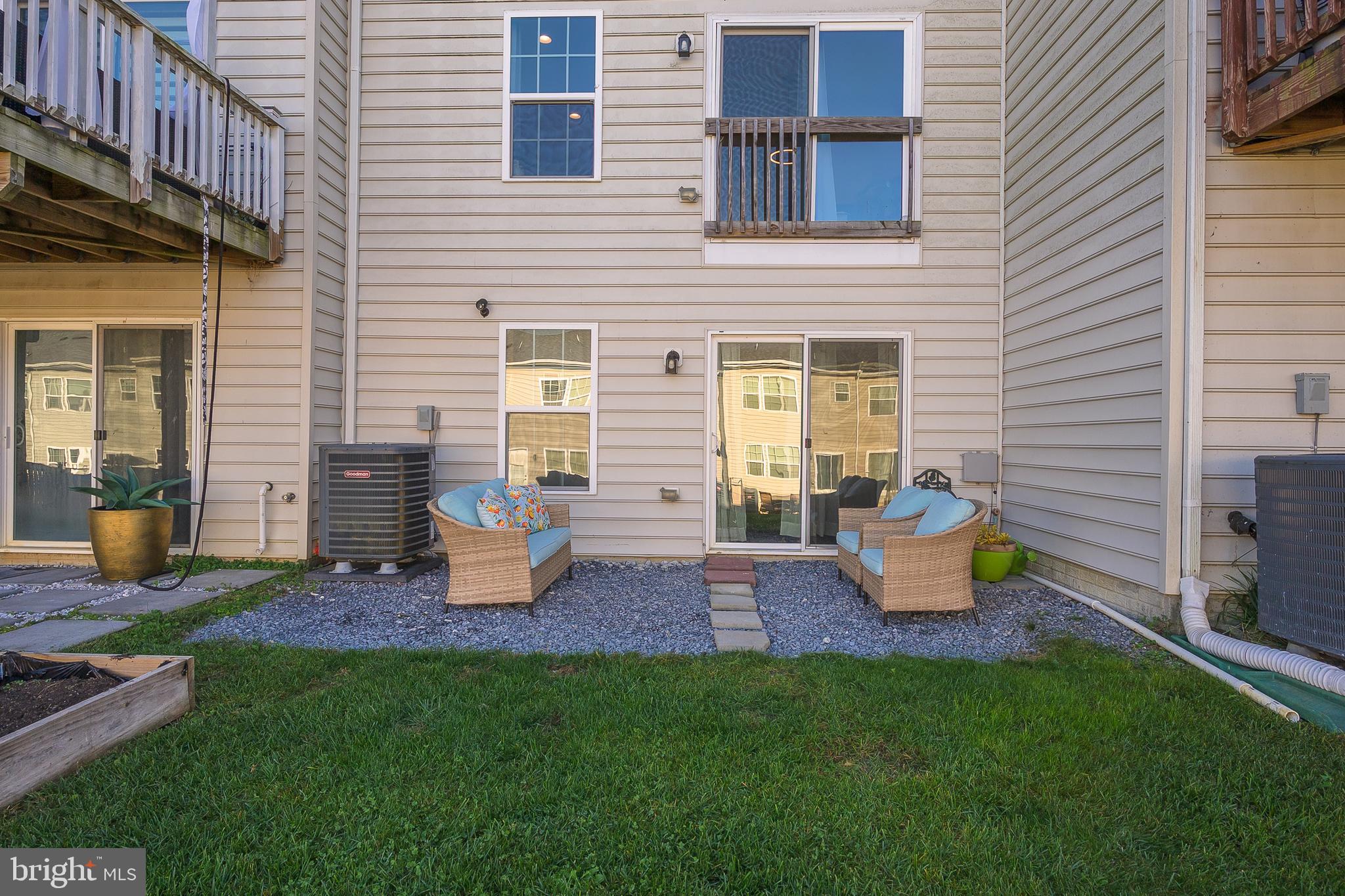 POTOMAC STATION - Residential