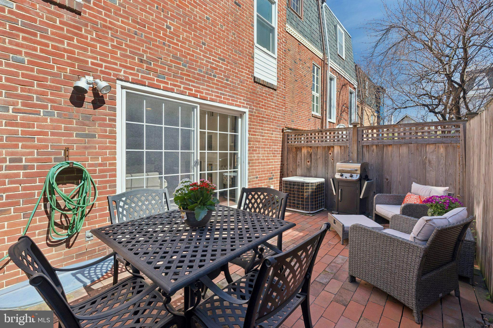 WASHINGTON SQ WEST - Residential