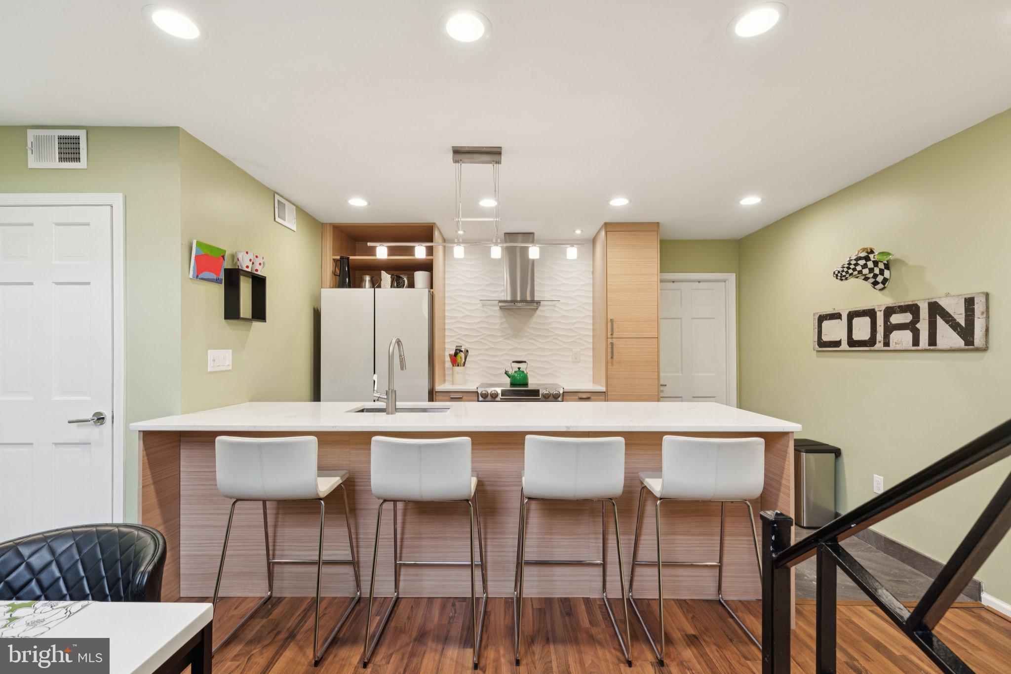 WASHINGTON SQ WEST - Residential