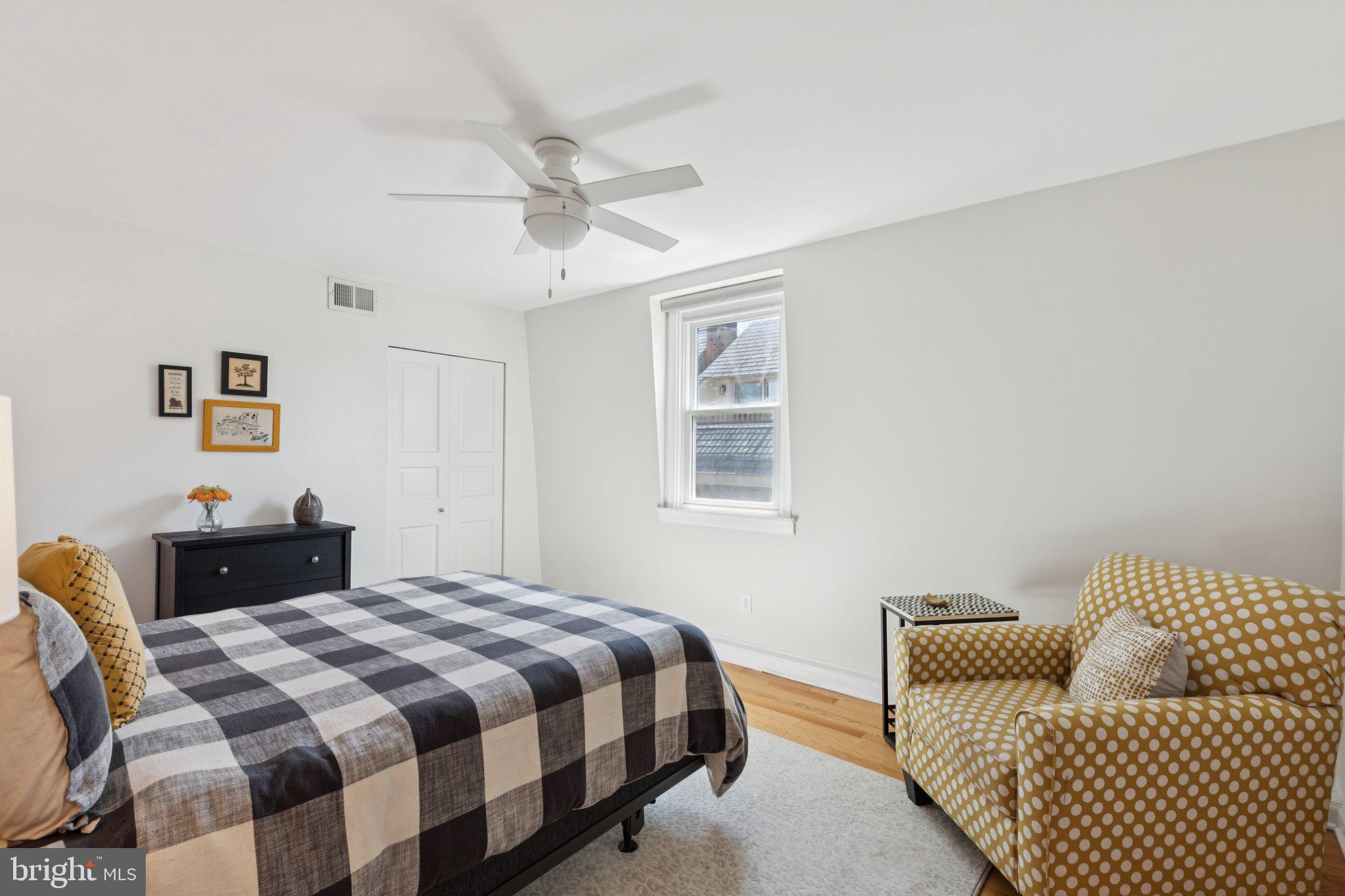 WASHINGTON SQ WEST - Residential