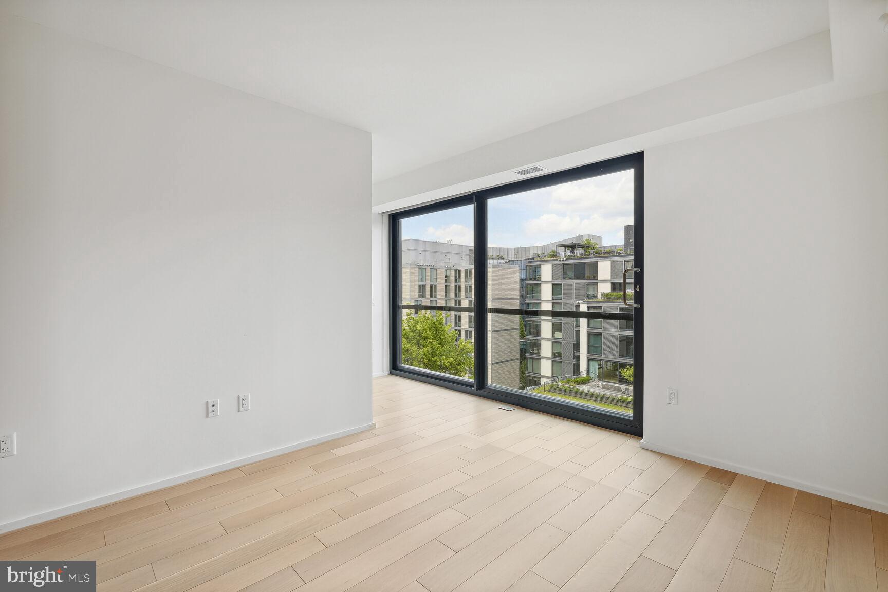 925 H STREET NW 1003