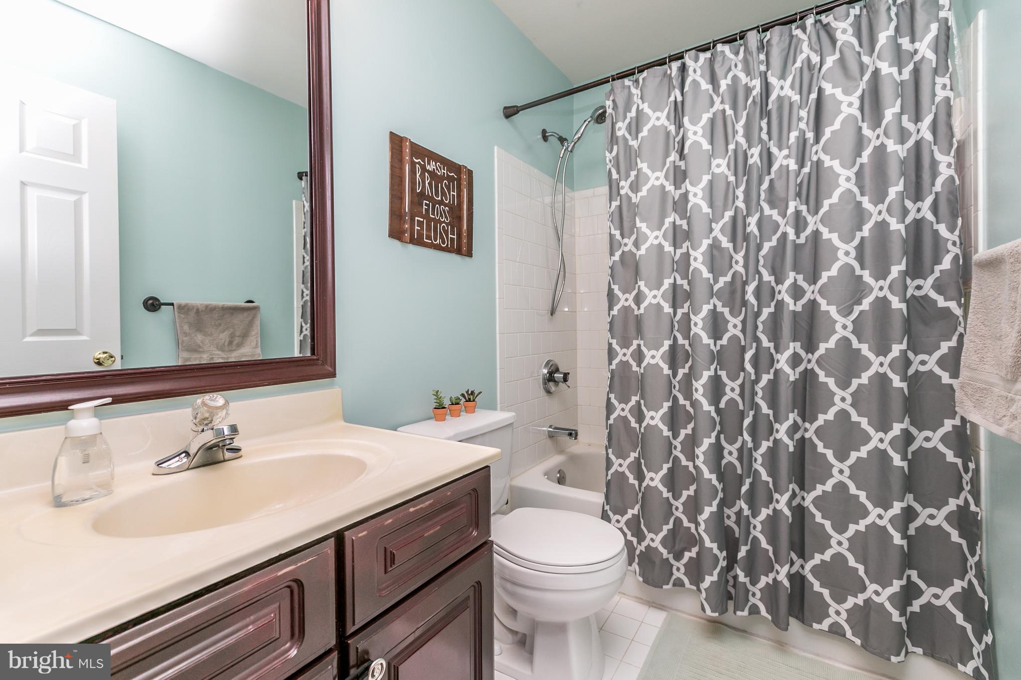 OAKHURST - Residential