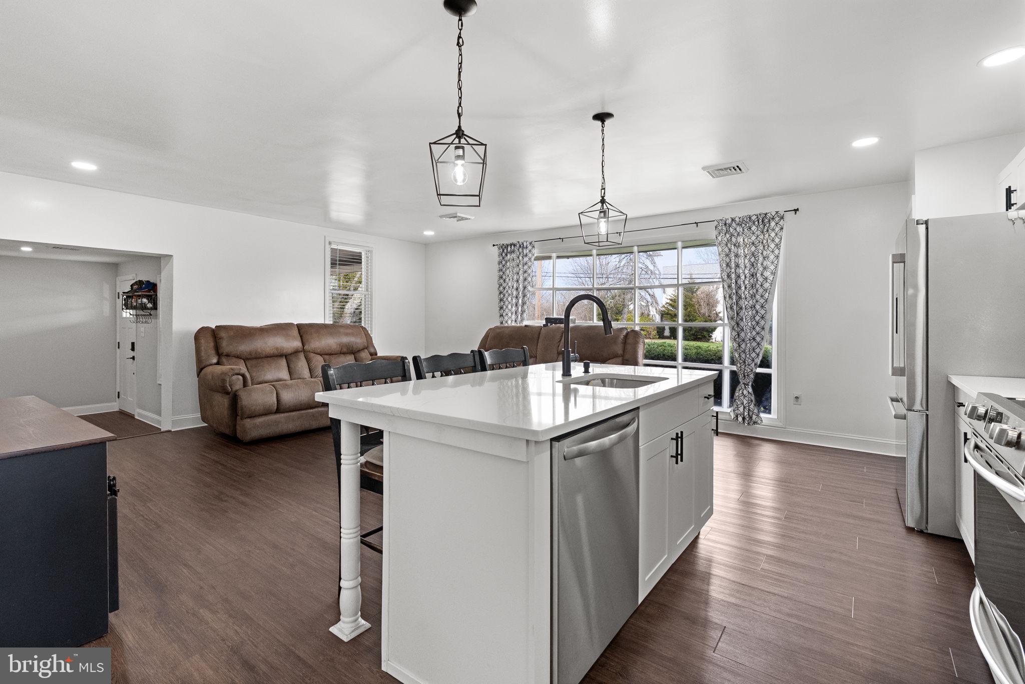 PENNSBURG - Residential