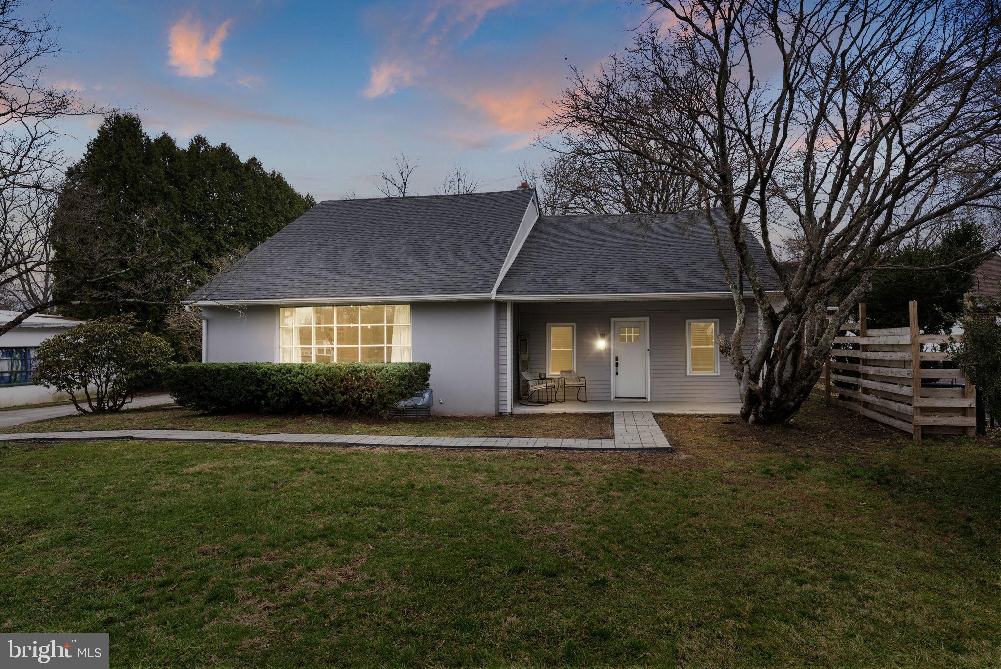 PENNSBURG - Residential