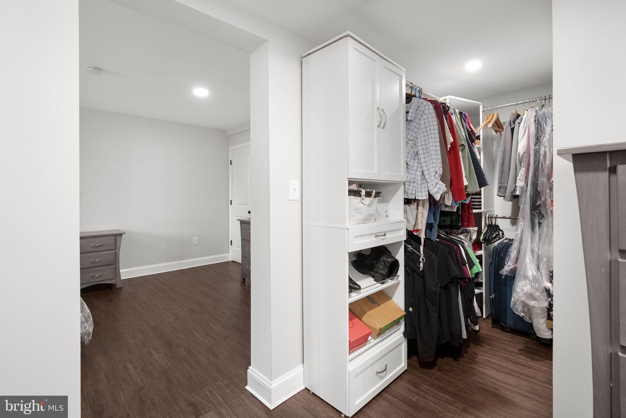 PENNSBURG - Residential