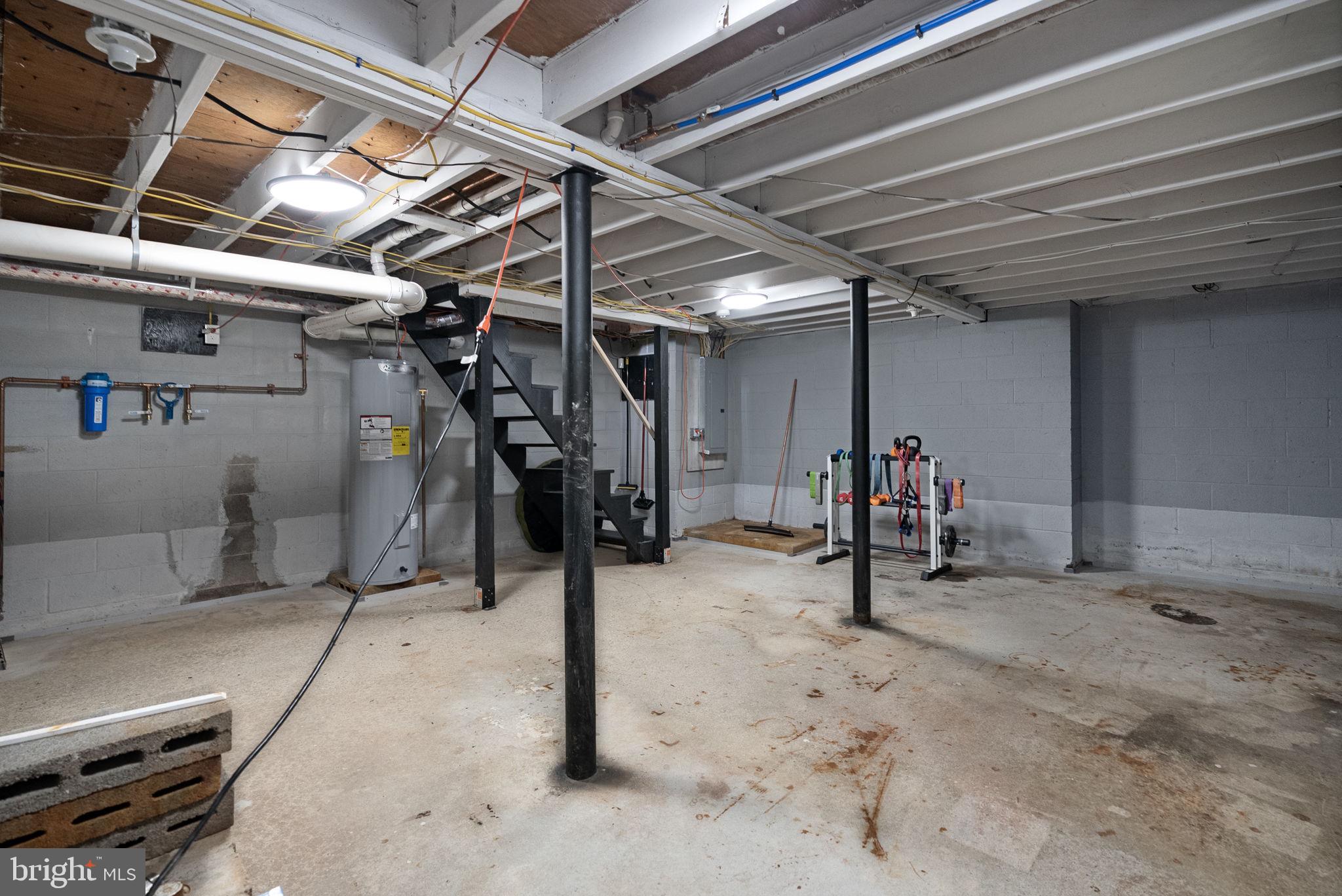 PENNSBURG - Residential