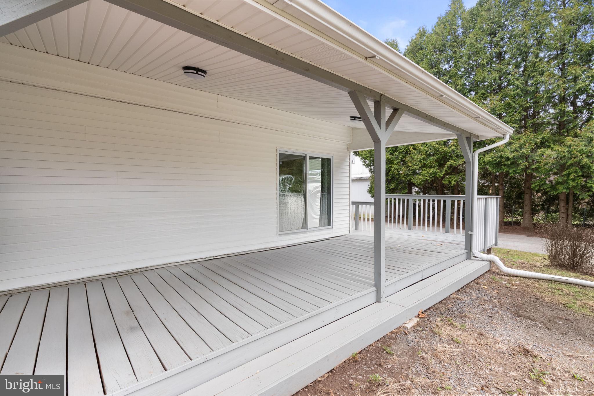 PENNSBURG - Residential