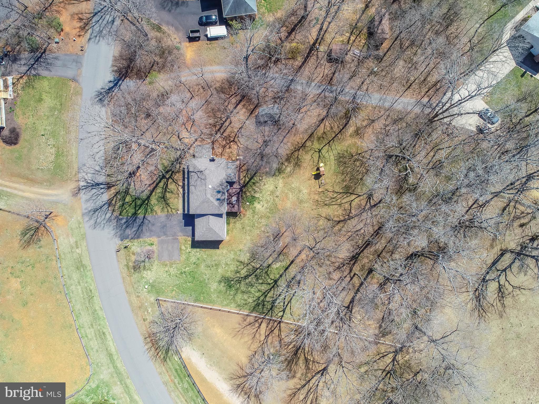 ENGLISH MEADOWS - Residential