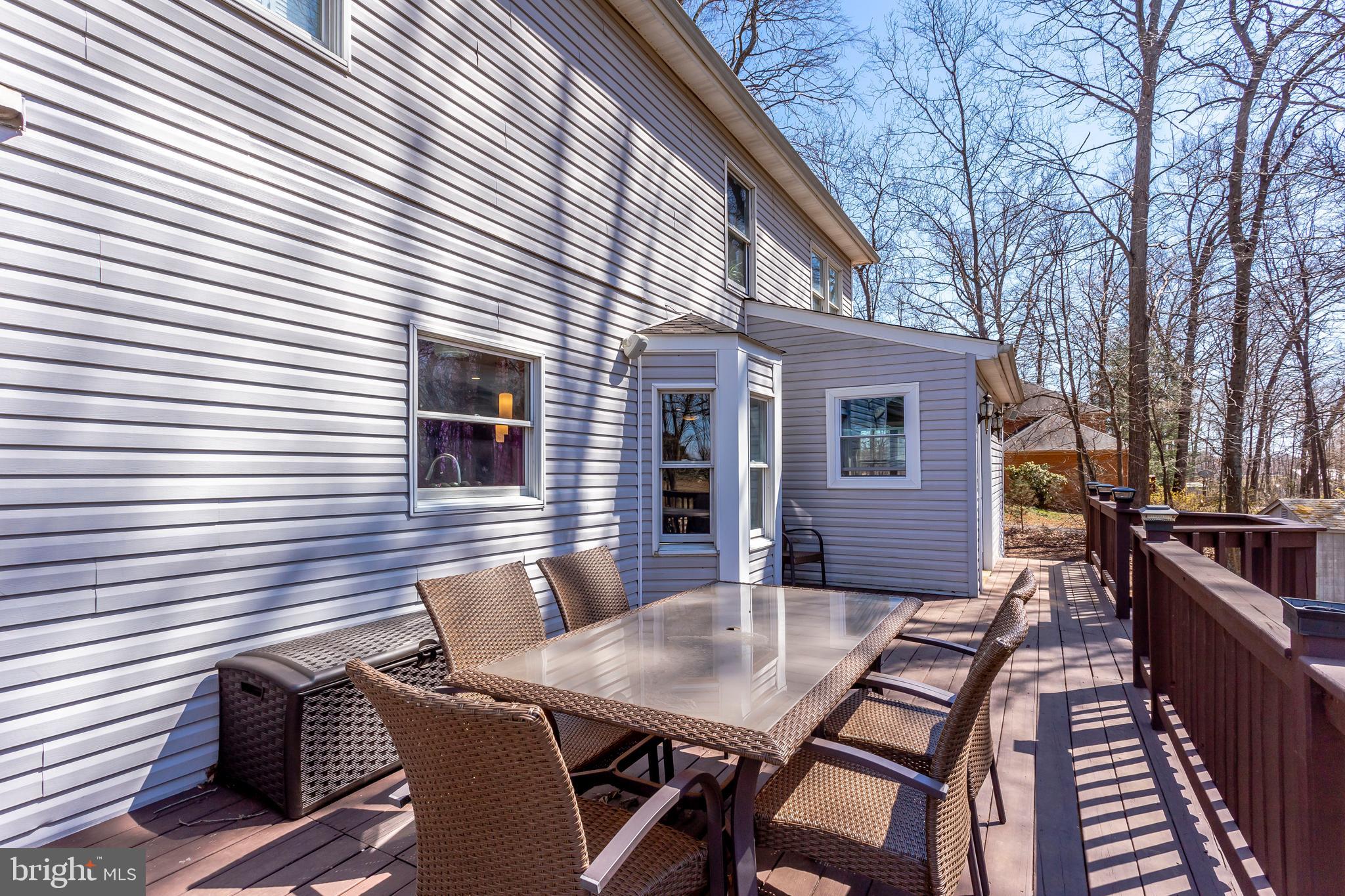 ENGLISH MEADOWS - Residential