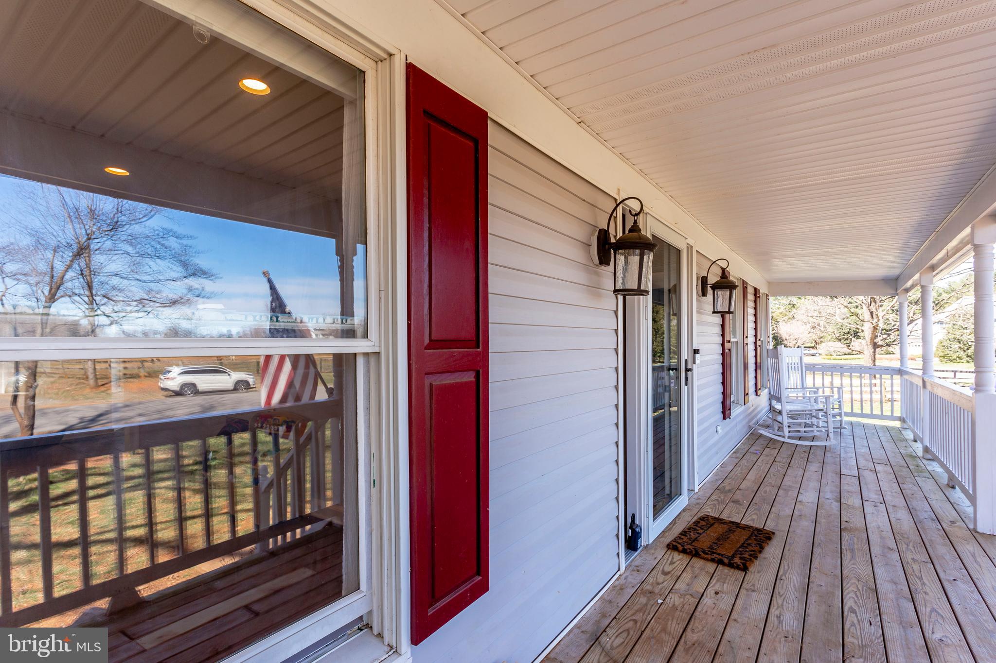 ENGLISH MEADOWS - Residential