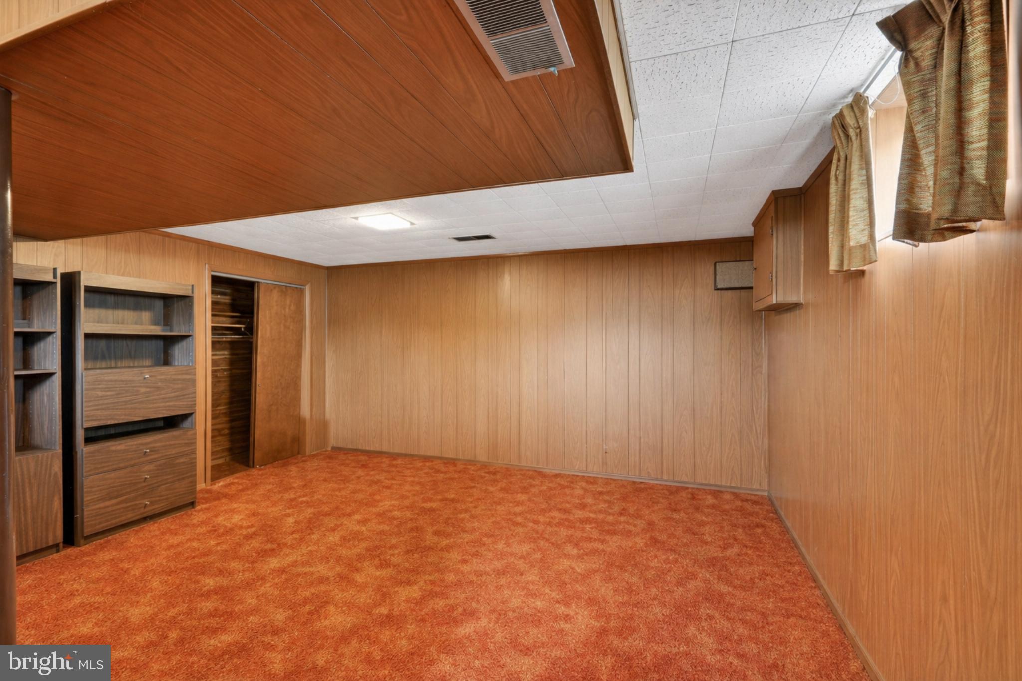 WEST END - Residential