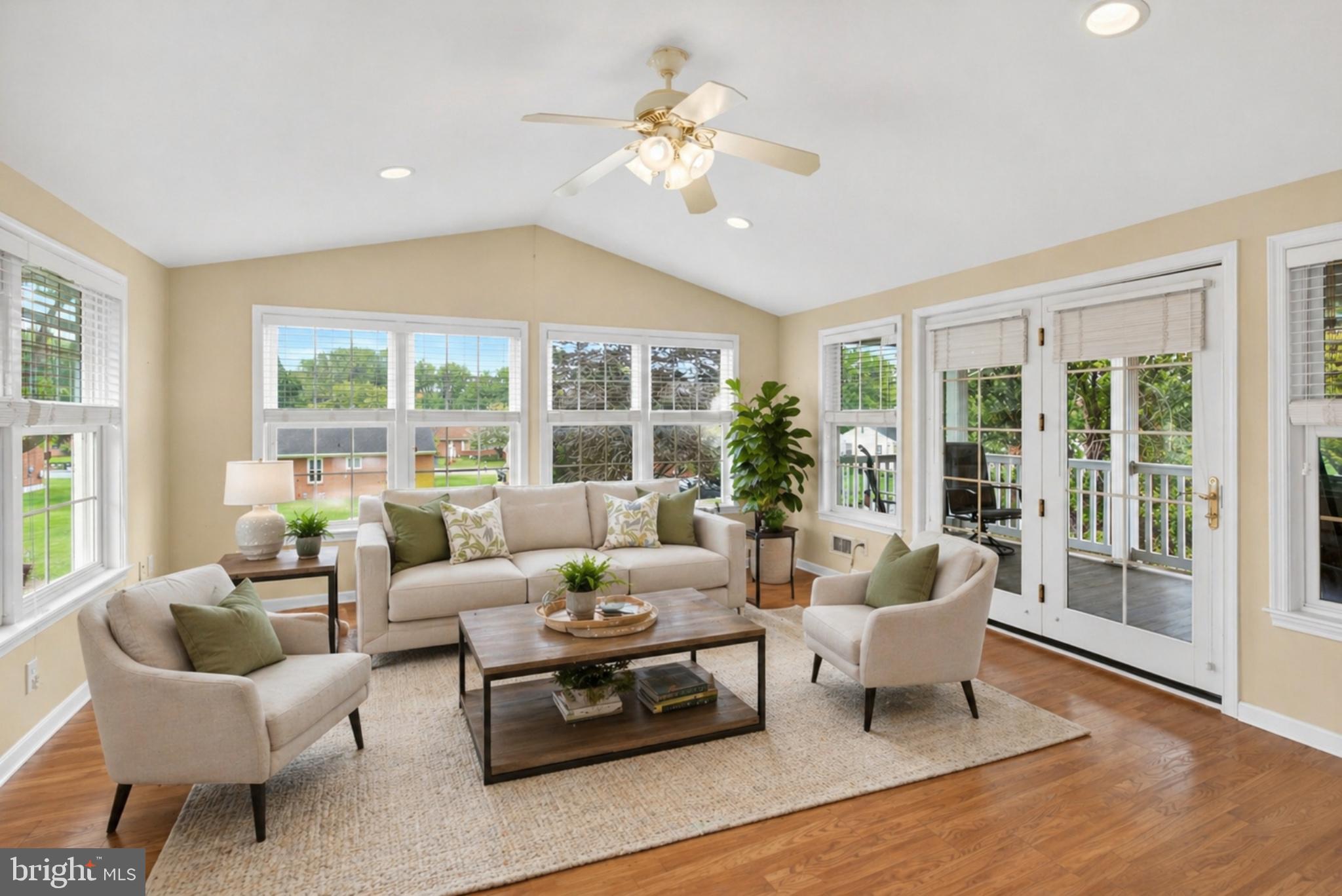 WEST END - Residential