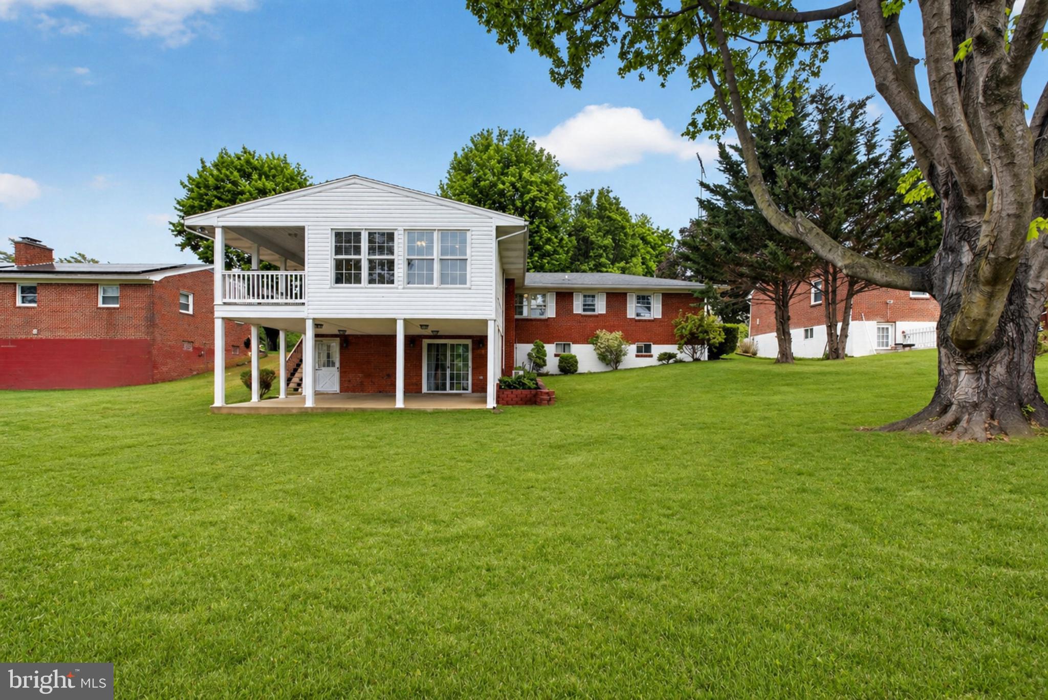 WEST END - Residential