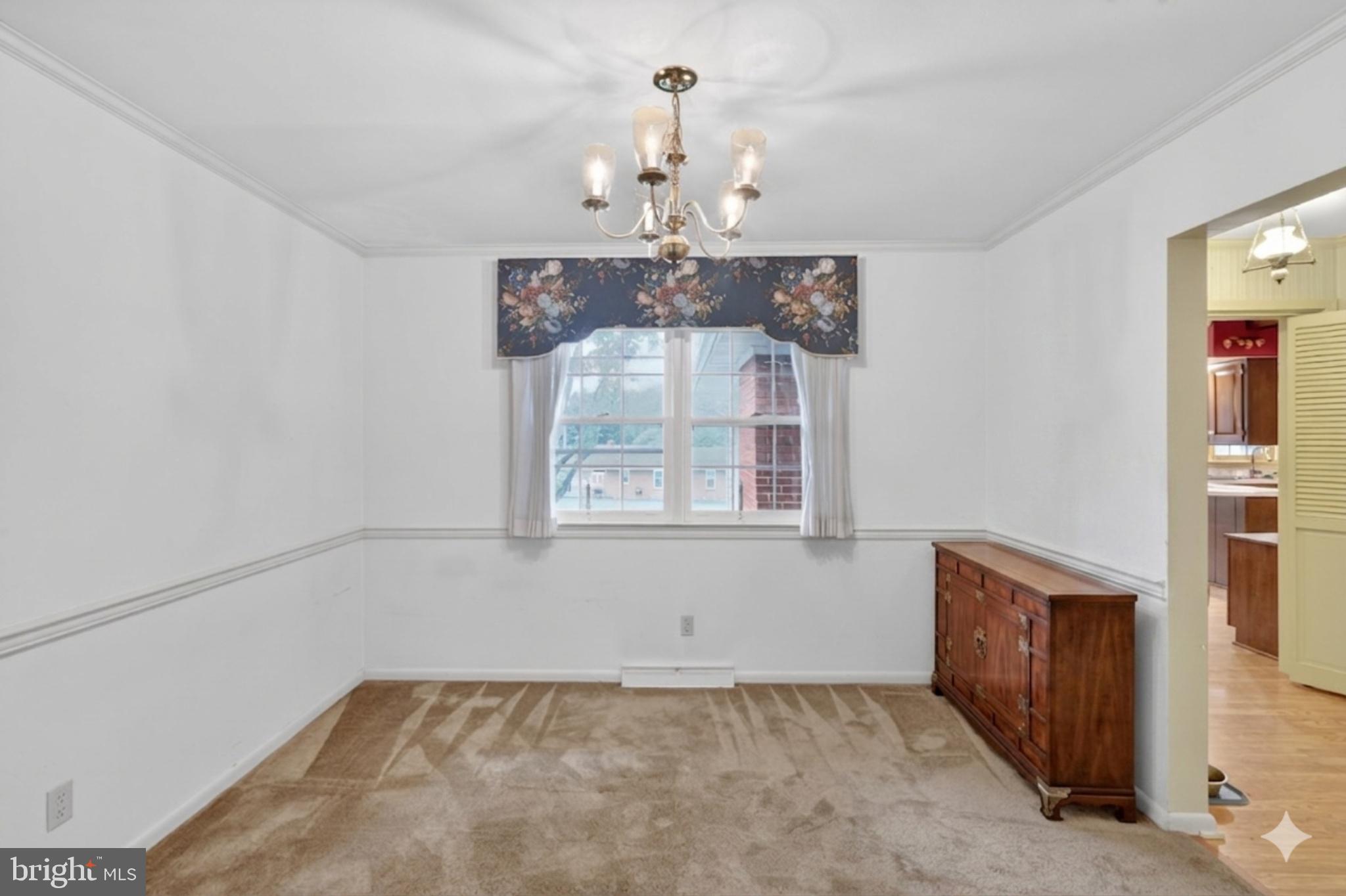 WEST END - Residential