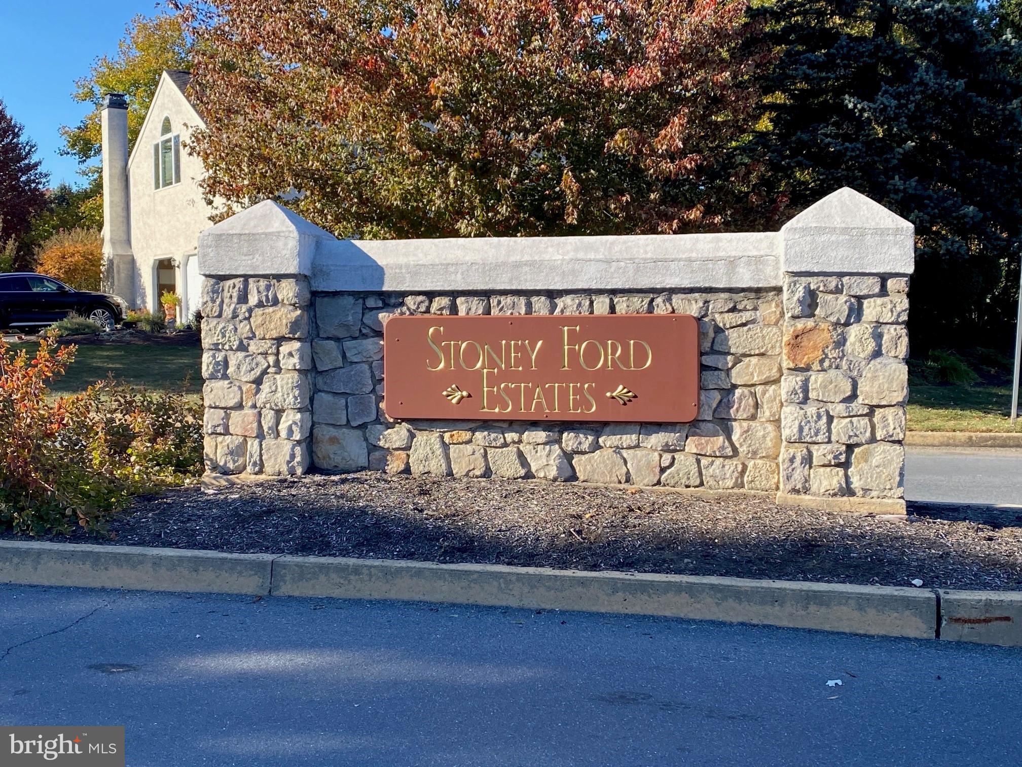 THE HILLS AT NORTH - Residential