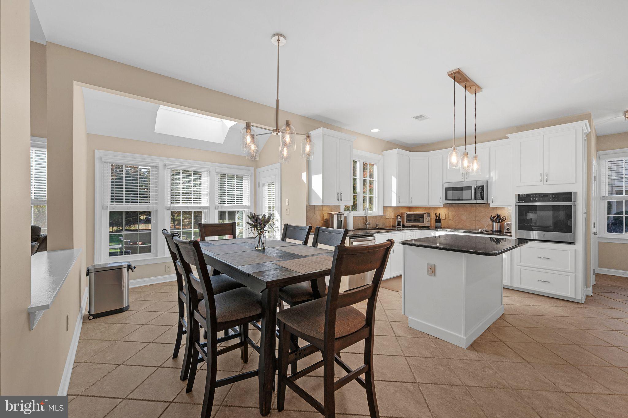 THE HILLS AT NORTH - Residential