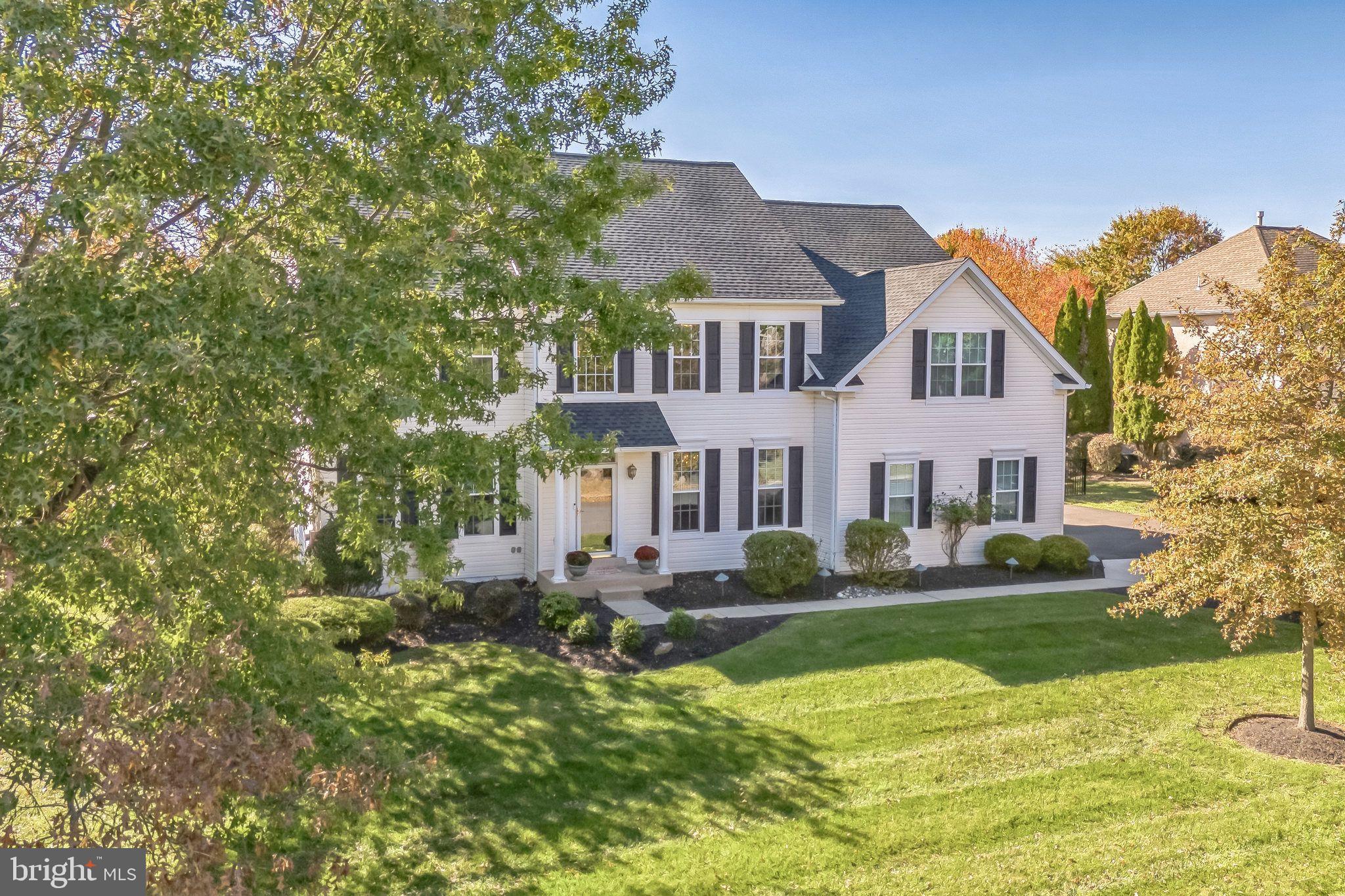 THE HILLS AT NORTH - Residential