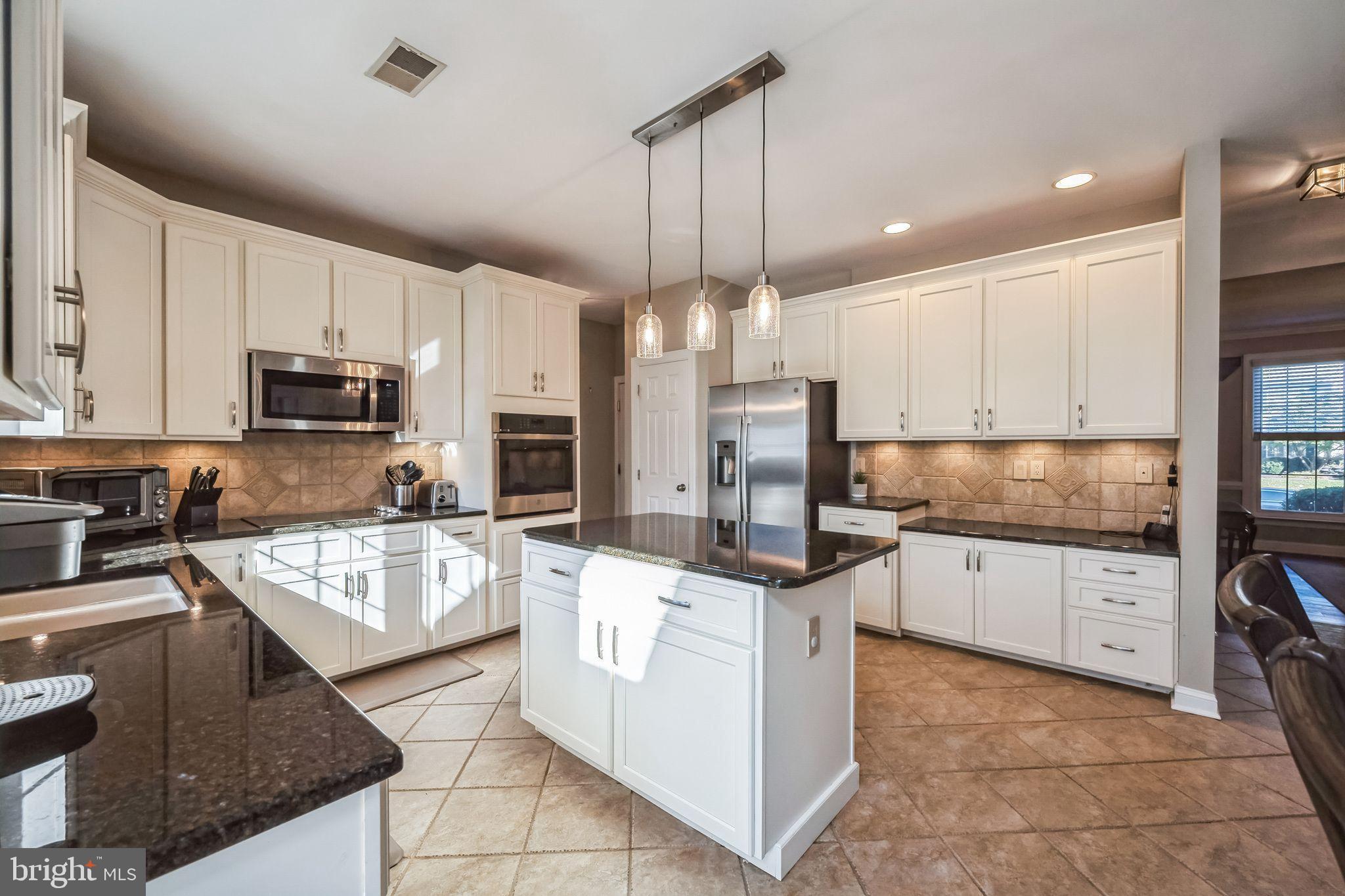 THE HILLS AT NORTH - Residential