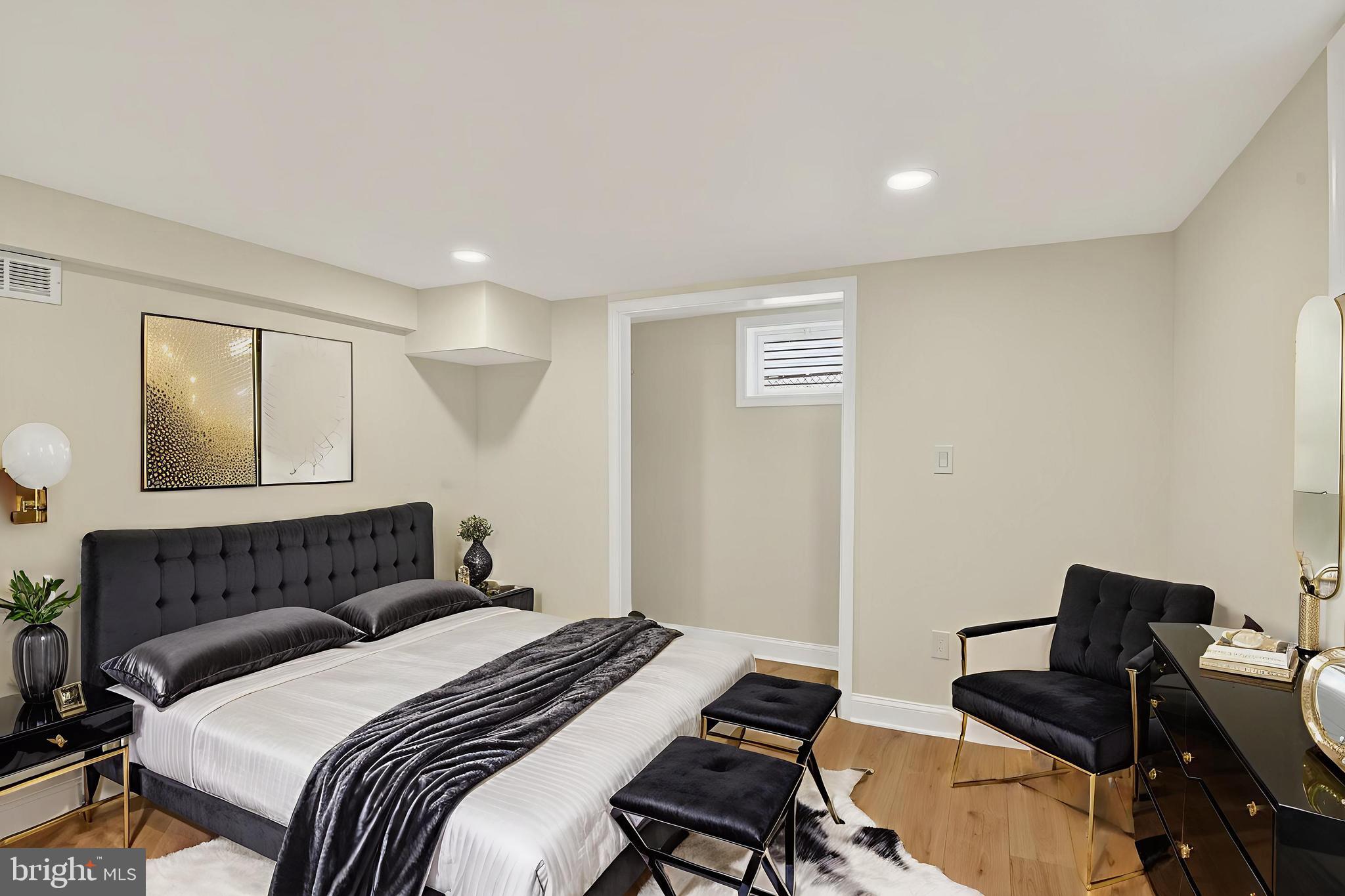 COLUMBIA PARK - Residential