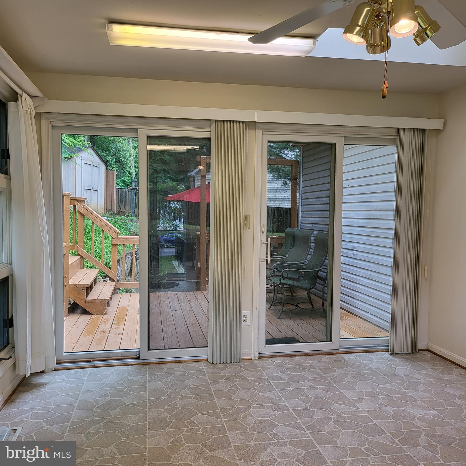 HILL STREET ESTATES - Residential Lease