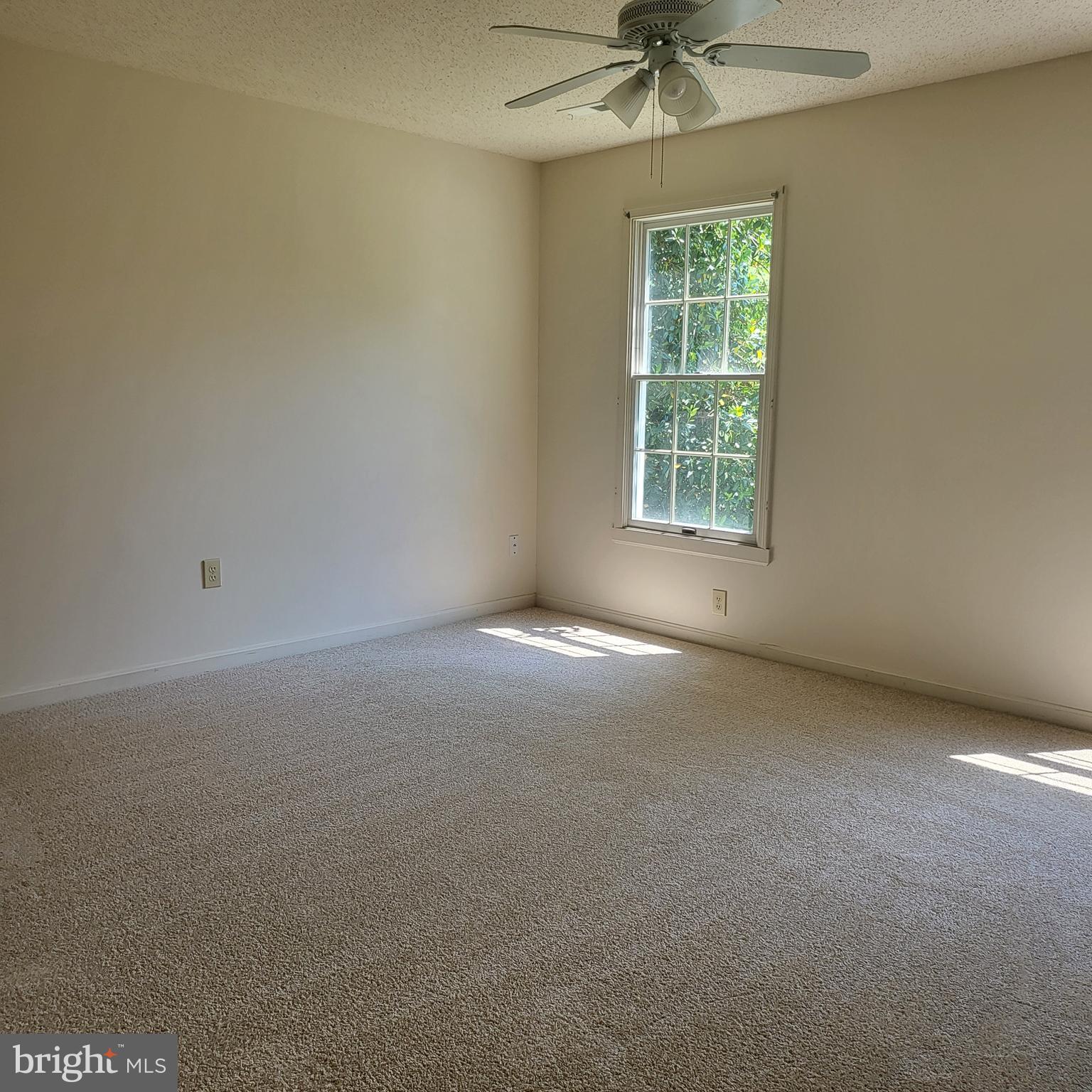 HILL STREET ESTATES - Residential Lease