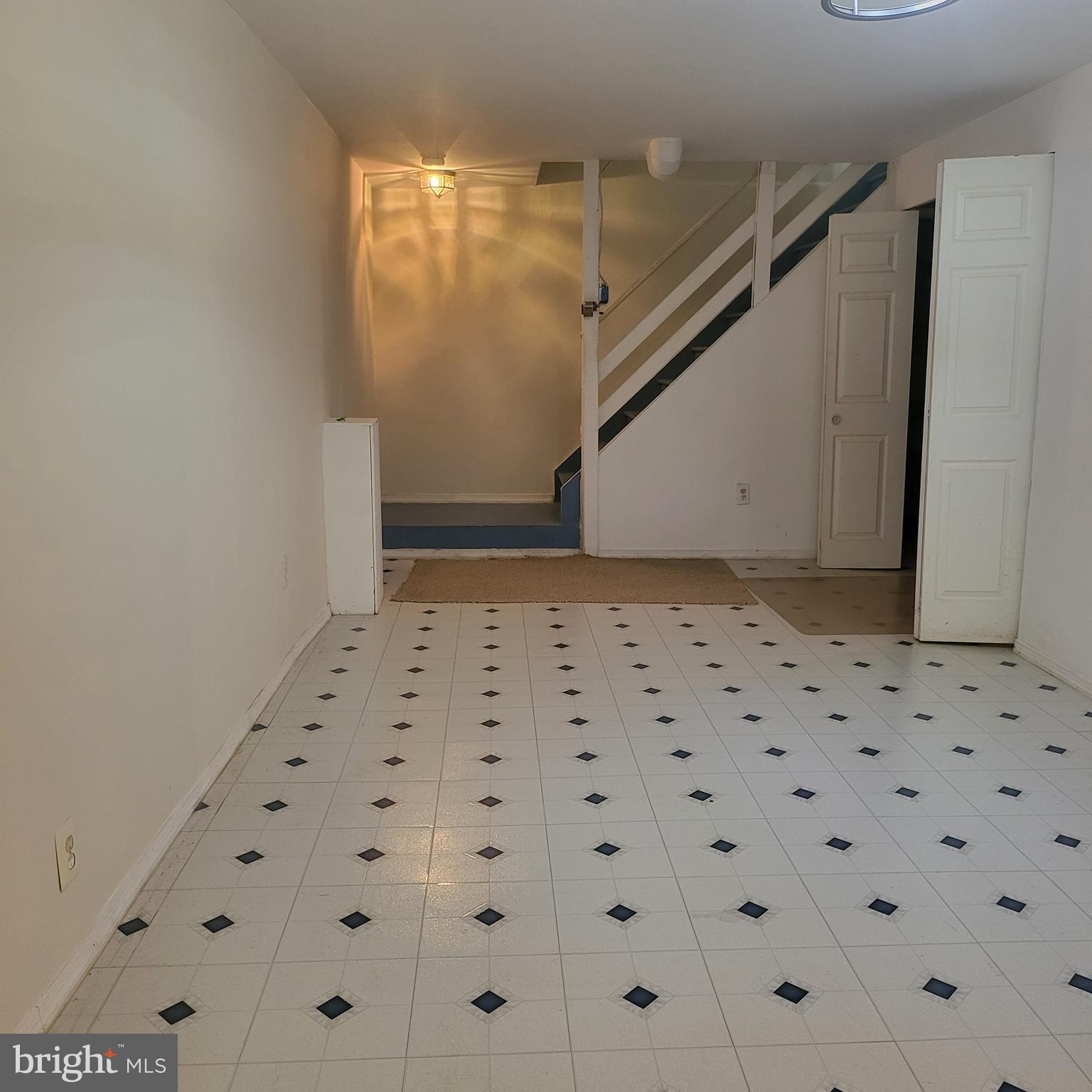 HILL STREET ESTATES - Residential Lease