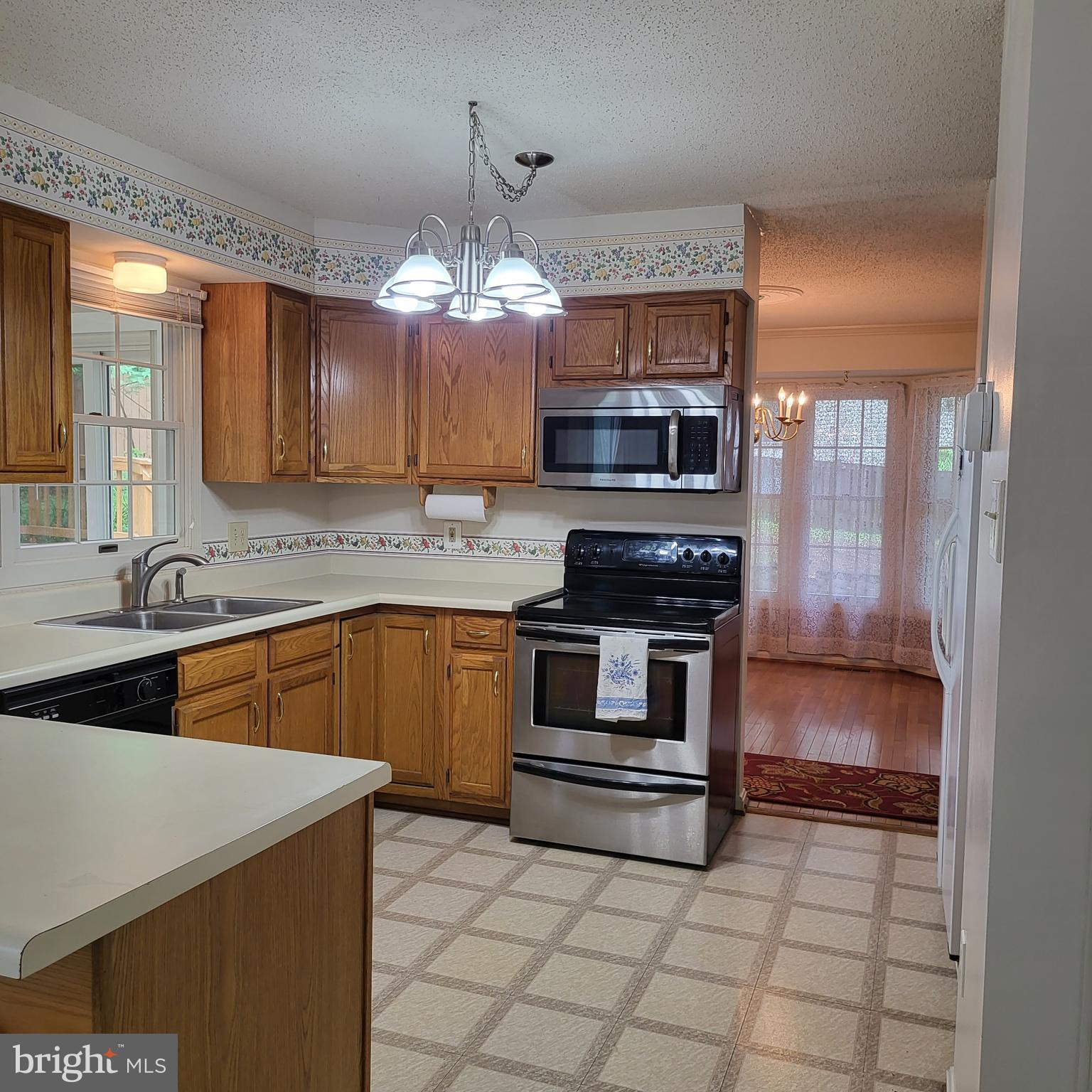 HILL STREET ESTATES - Residential Lease