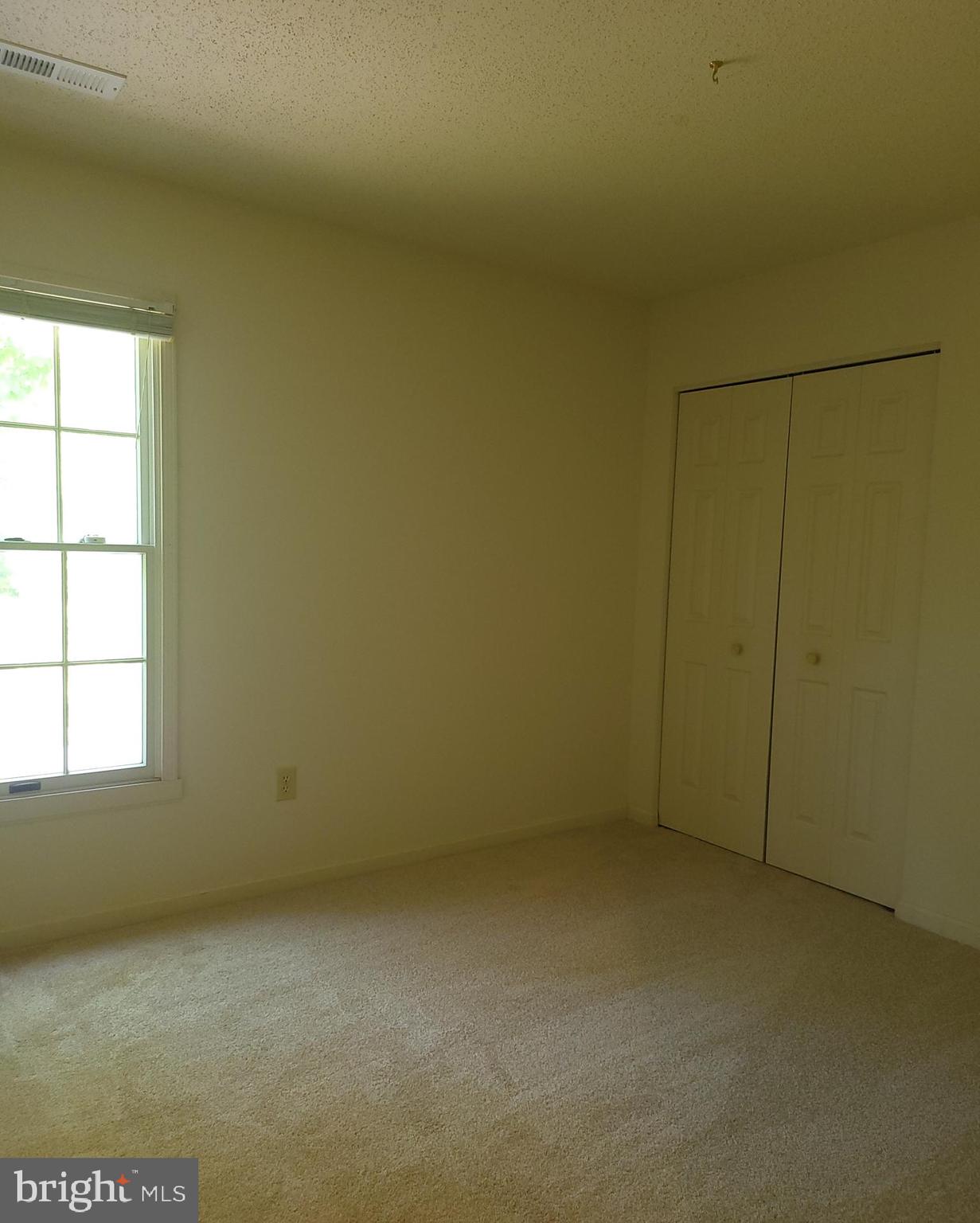 HILL STREET ESTATES - Residential Lease