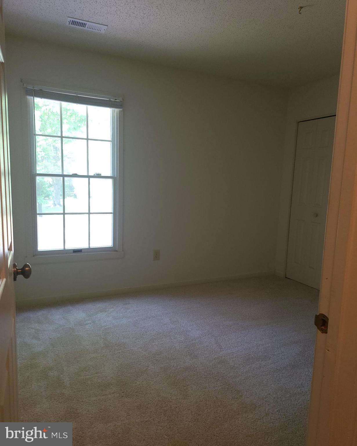 HILL STREET ESTATES - Residential Lease