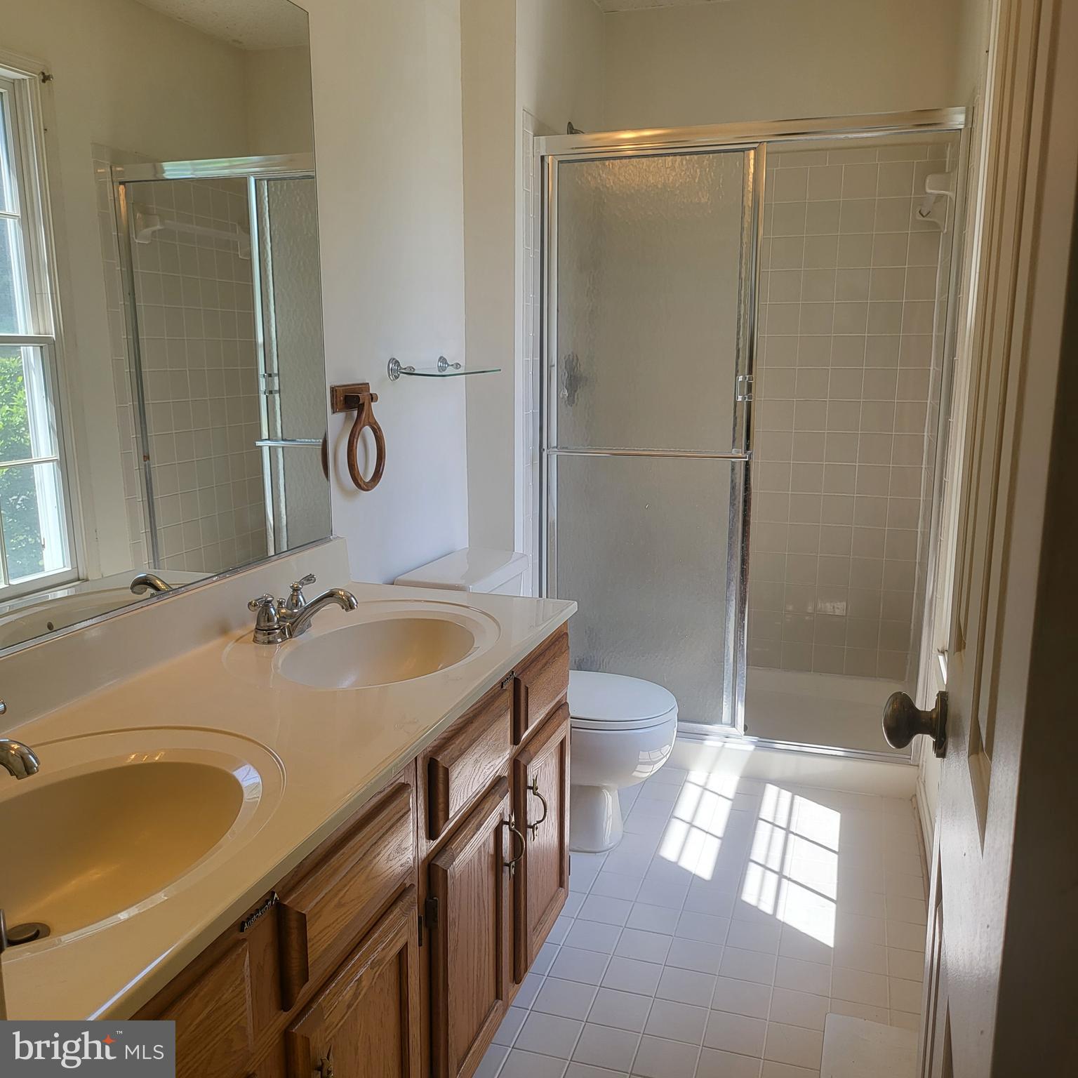 HILL STREET ESTATES - Residential Lease