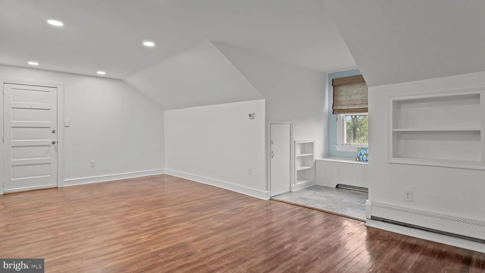 Yardley, Pennsylvania 19067, United States, 2 Bedrooms Bedrooms, ,1 BathroomBathrooms,Residential,Active,165377