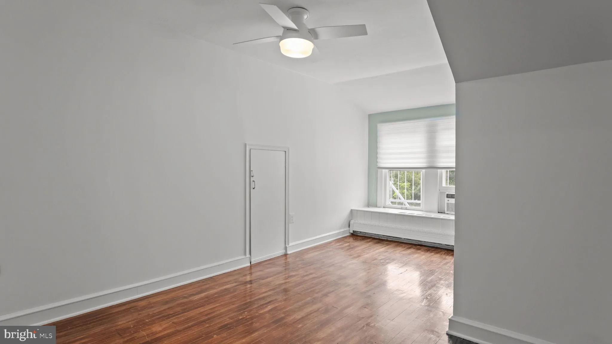 Yardley, Pennsylvania 19067, United States, 2 Bedrooms Bedrooms, ,1 BathroomBathrooms,Residential,Active,165377