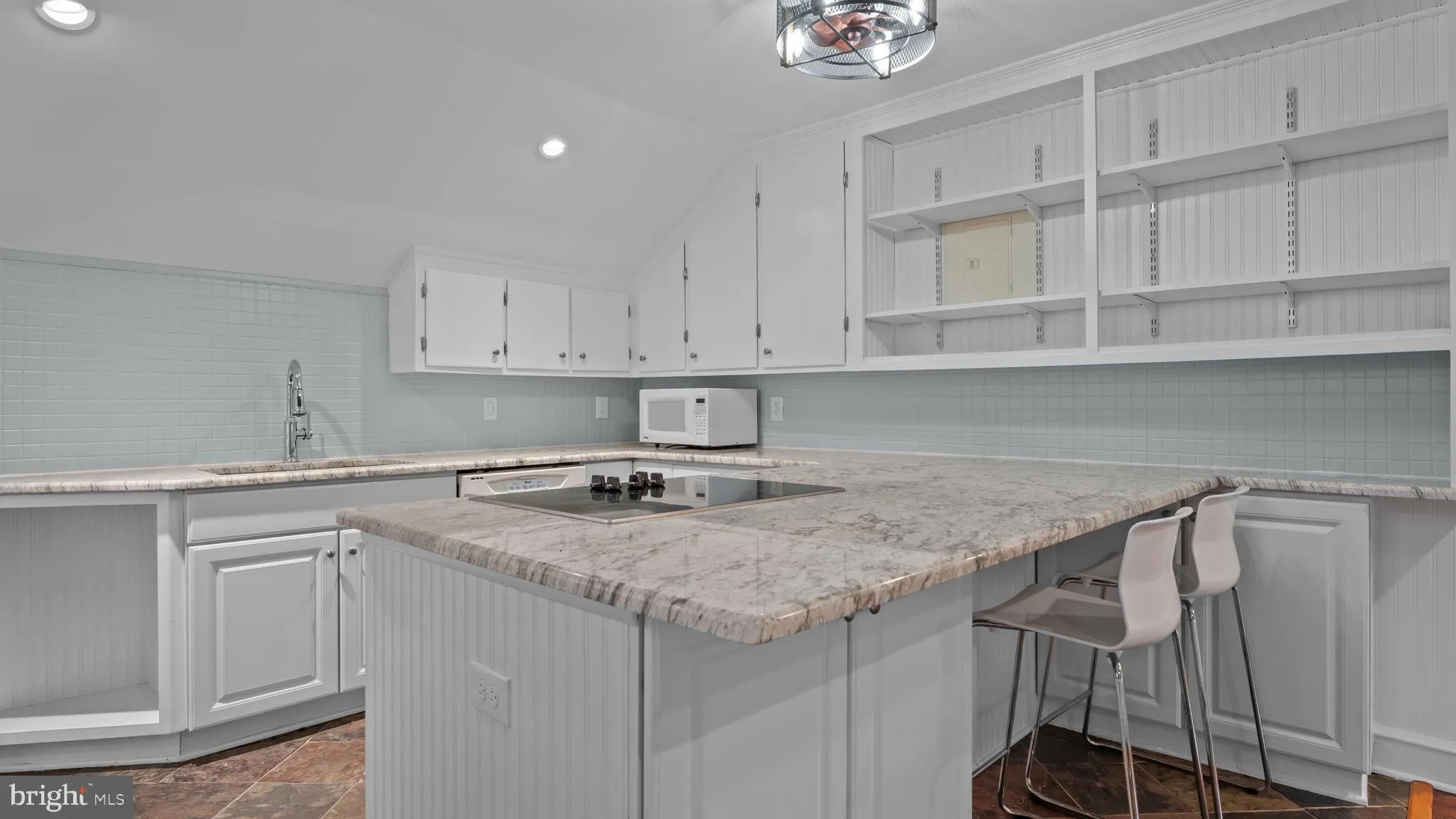 Yardley, Pennsylvania 19067, United States, 2 Bedrooms Bedrooms, ,1 BathroomBathrooms,Residential,Active,165377